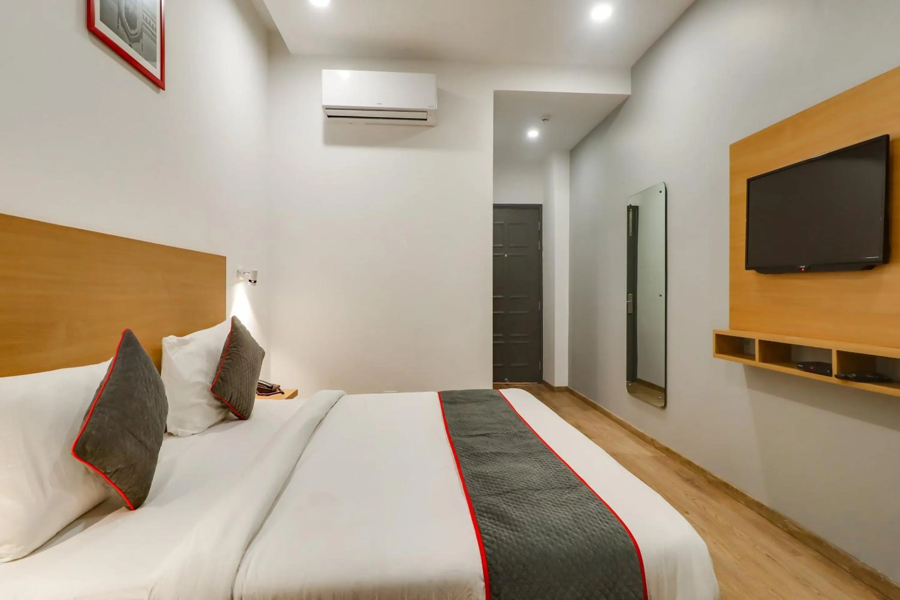 Bedroom, Bed in Super Townhouse Jashn