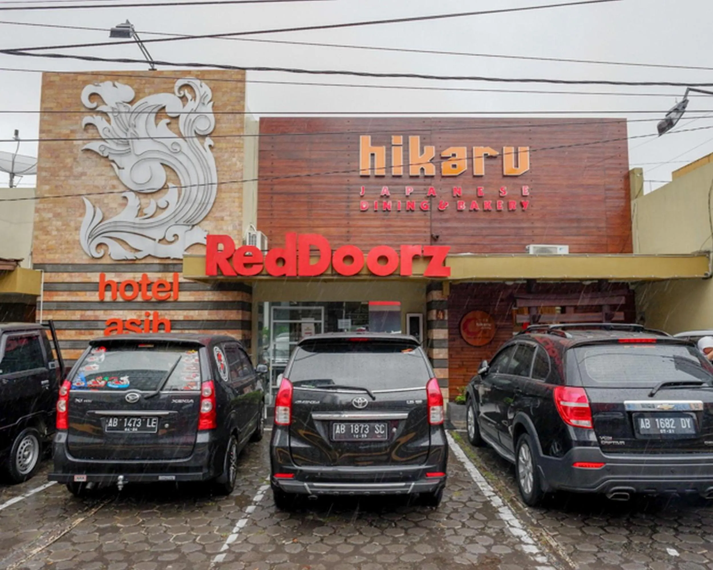 RedDoorz Plus @ Hotel Asih UNY