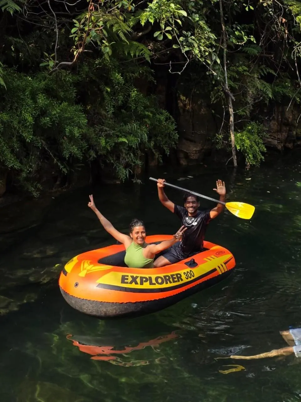 Area and facilities in Panarpani Retreat Pachmarhi