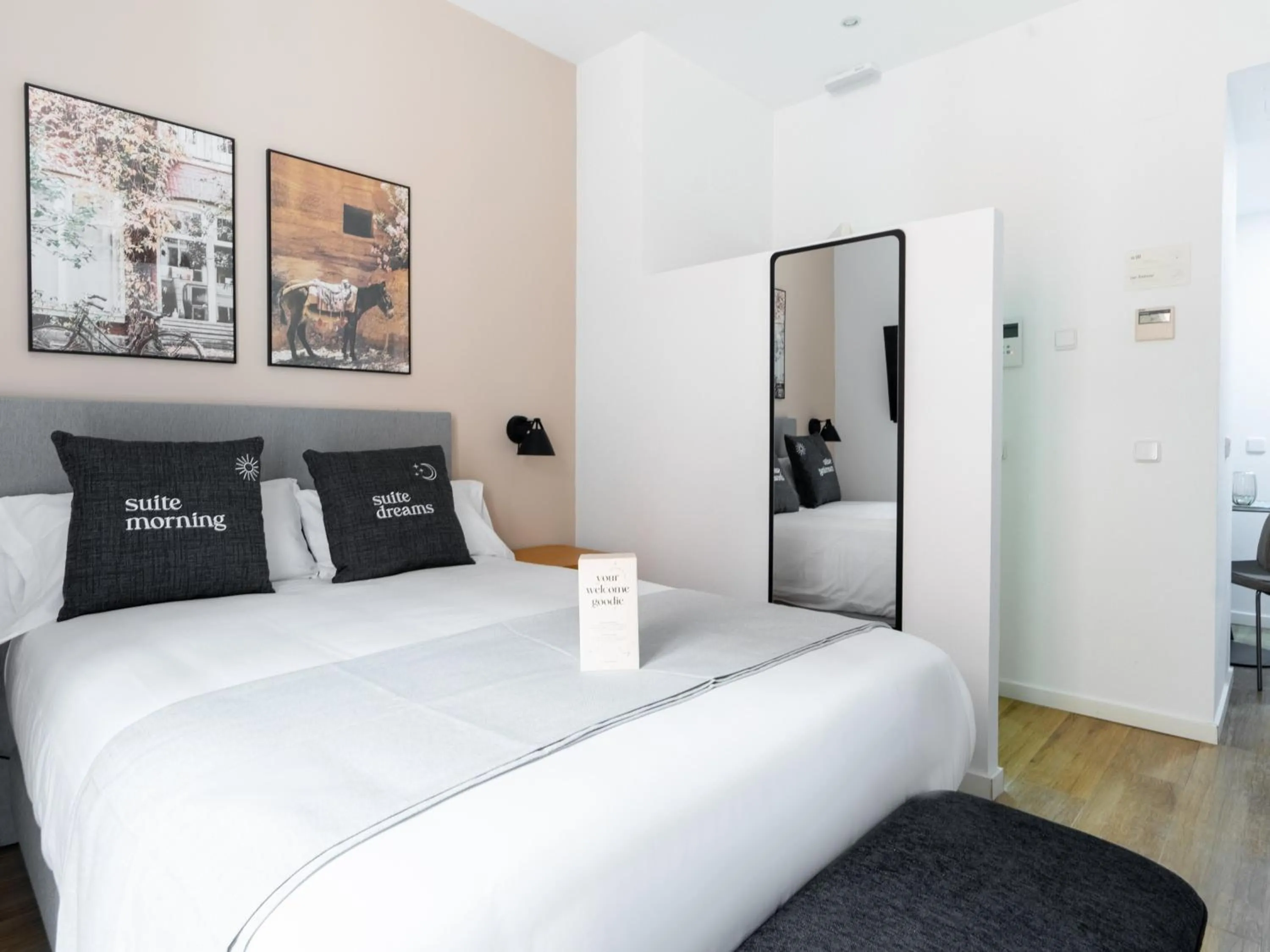 Studio Apartment with Balcony in Limehome Madrid La Bolsa