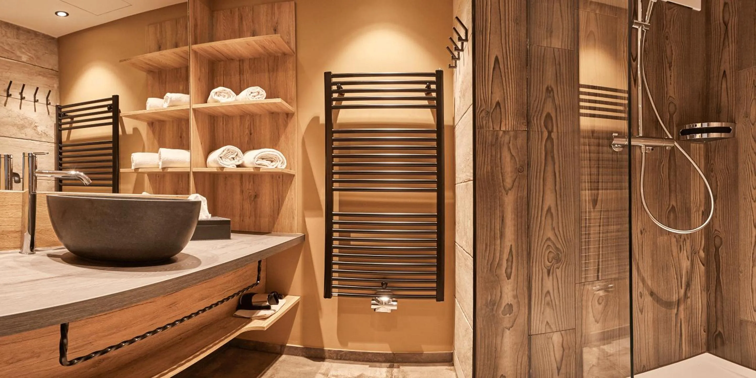 Shower in Ostseehotel Midgard in Damp