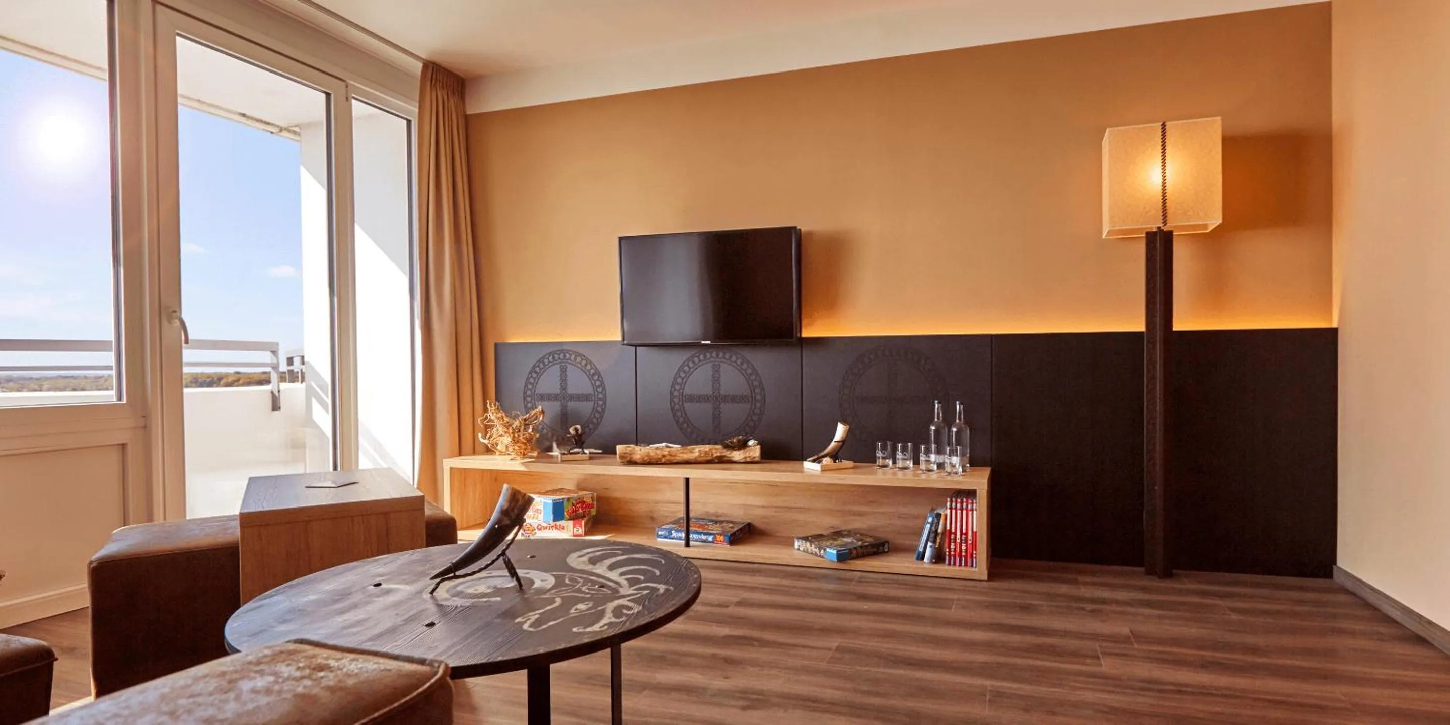 TV and multimedia in Ostseehotel Midgard in Damp