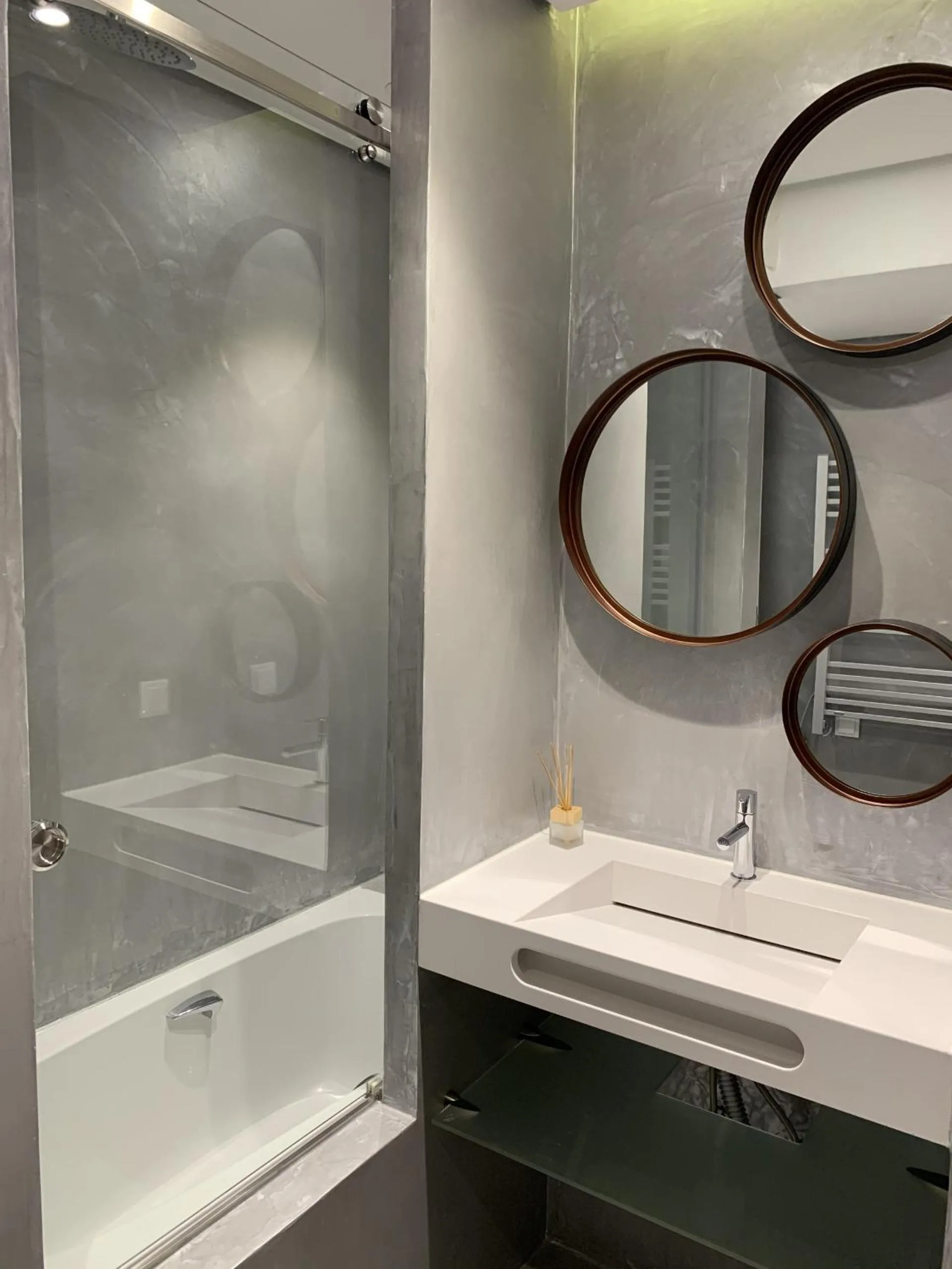 Bathroom in FLH Cascais Downtown Premium Apartment I