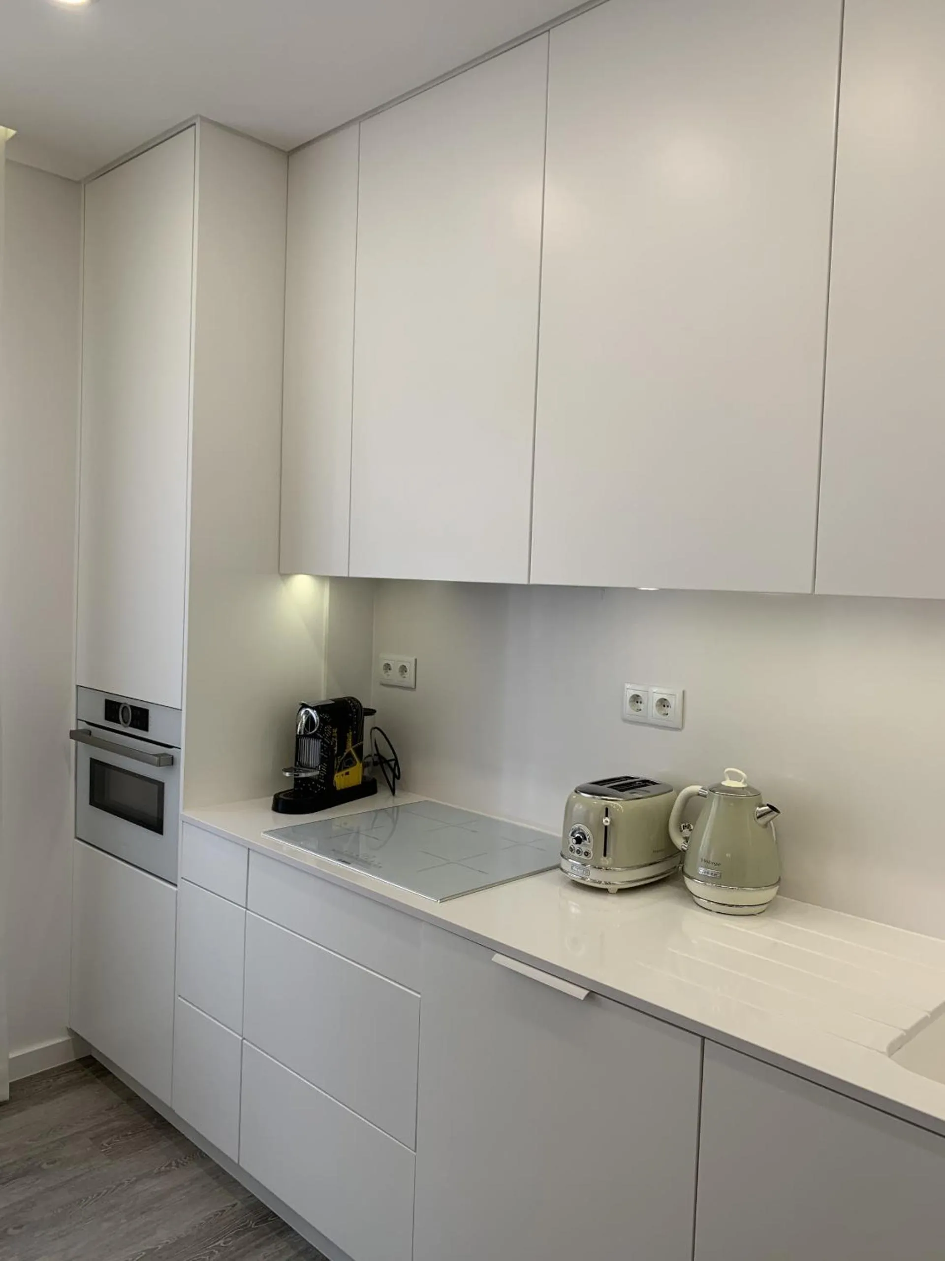 Kitchen or kitchenette in FLH Cascais Downtown Premium Apartment I