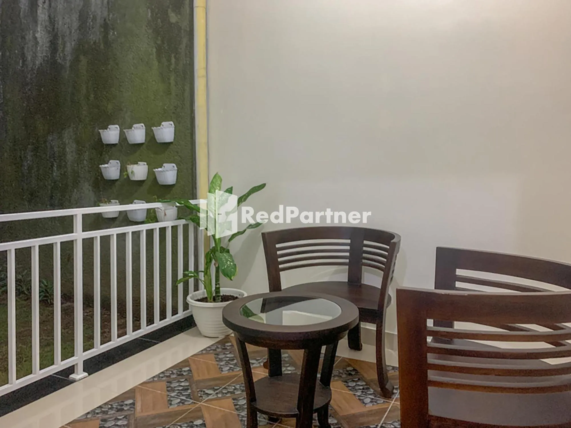 Patio in RedDoorz Syariah At Hotel Nuri Indah Dongkelan Yogyakarta