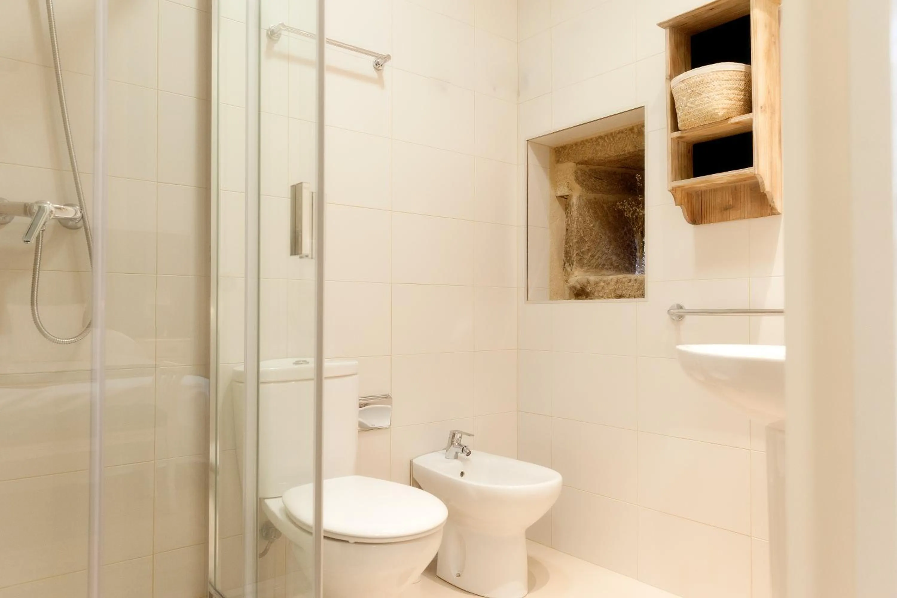 Bathroom in CASA RECTORAL DE SAN EUSEBIO