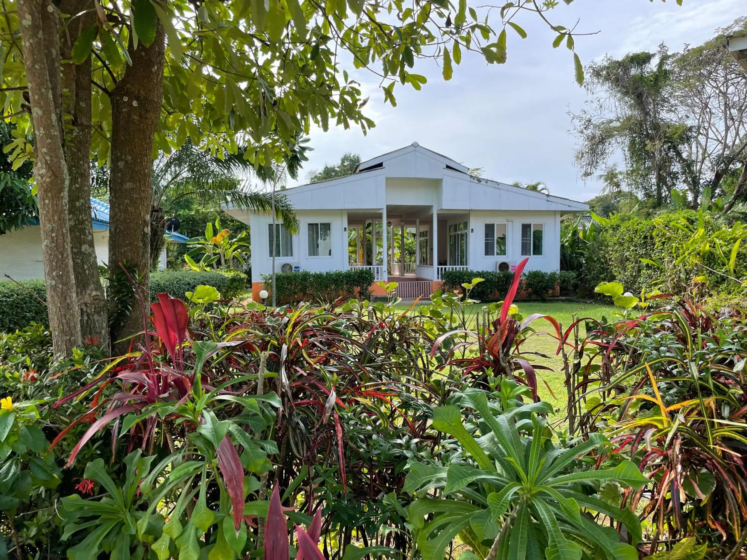 Facade/entrance in Sabai Beach Resort