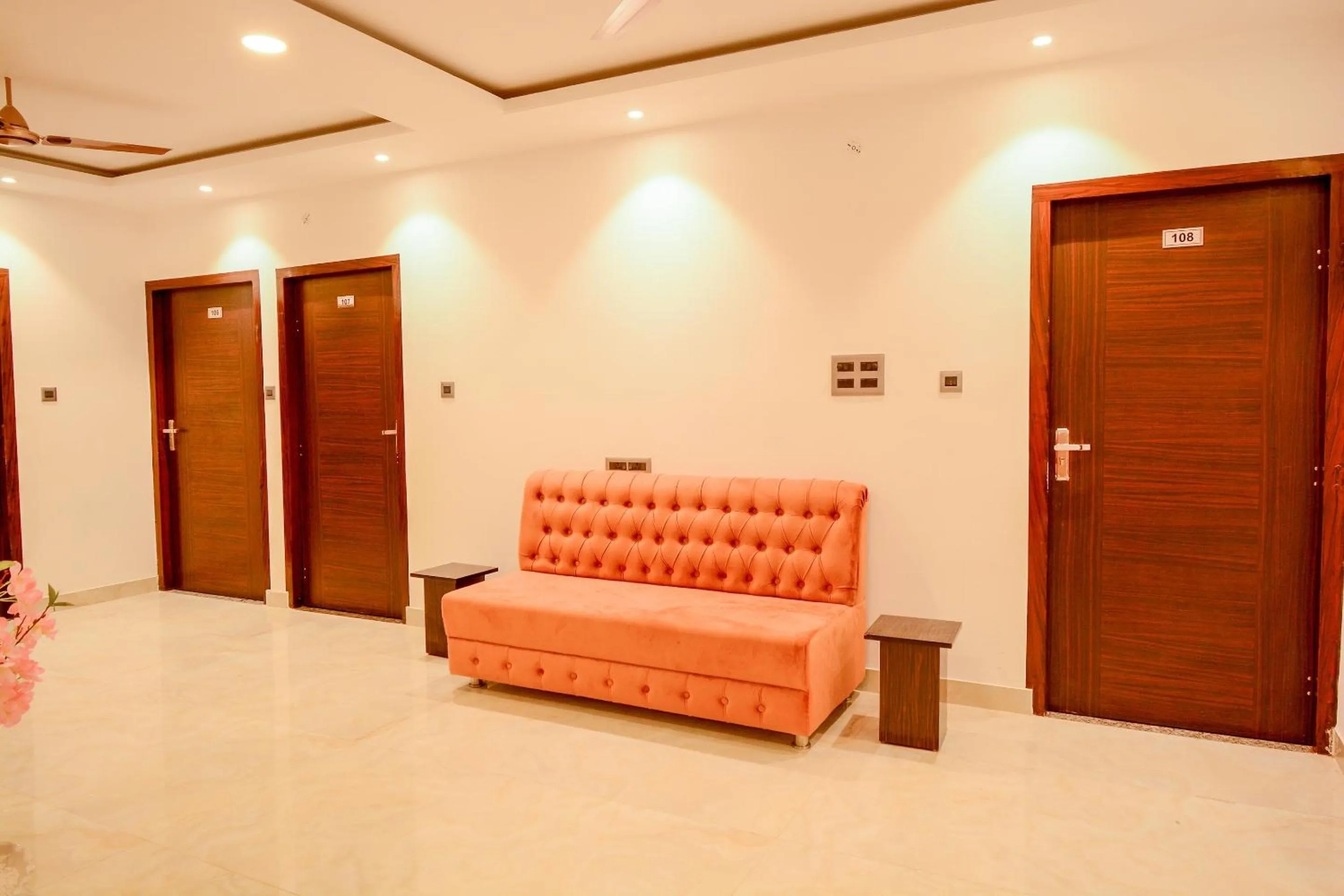 Lobby or reception in Hotel O Grand Lotus Inn