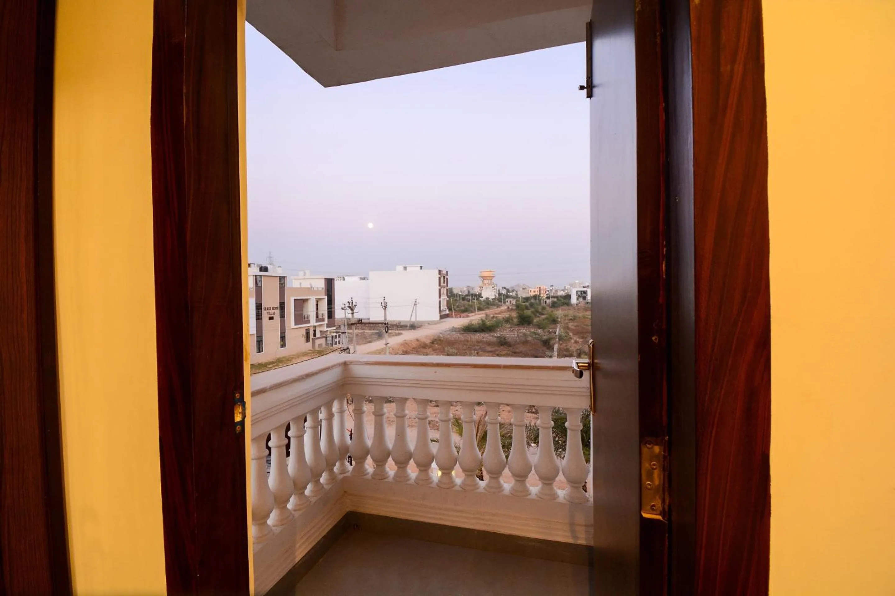 Facade/entrance in Hotel O Grand Lotus Inn