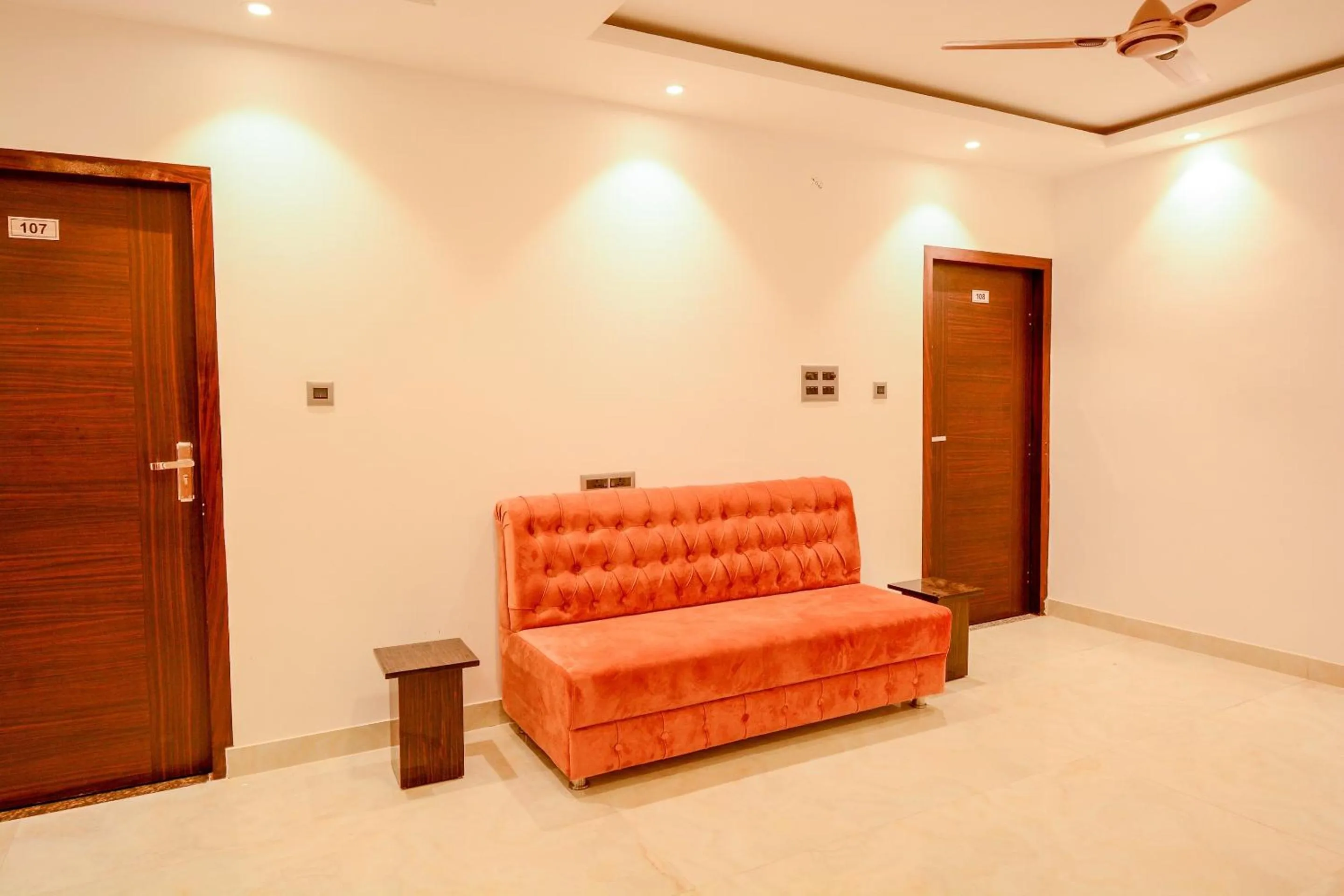 Lobby or reception in Hotel O Grand Lotus Inn