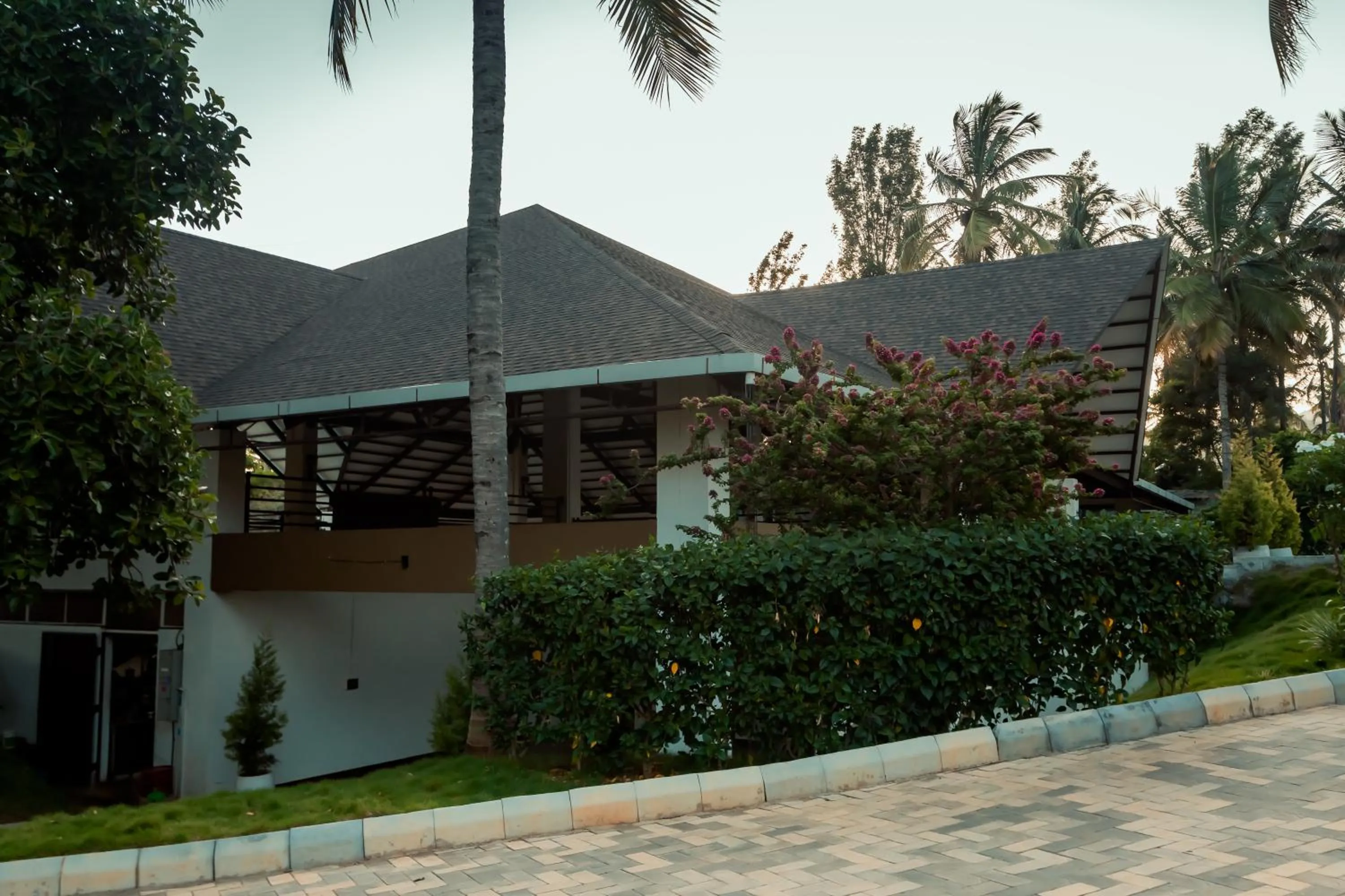 Property building in Commune18 Resort Chikmagalur