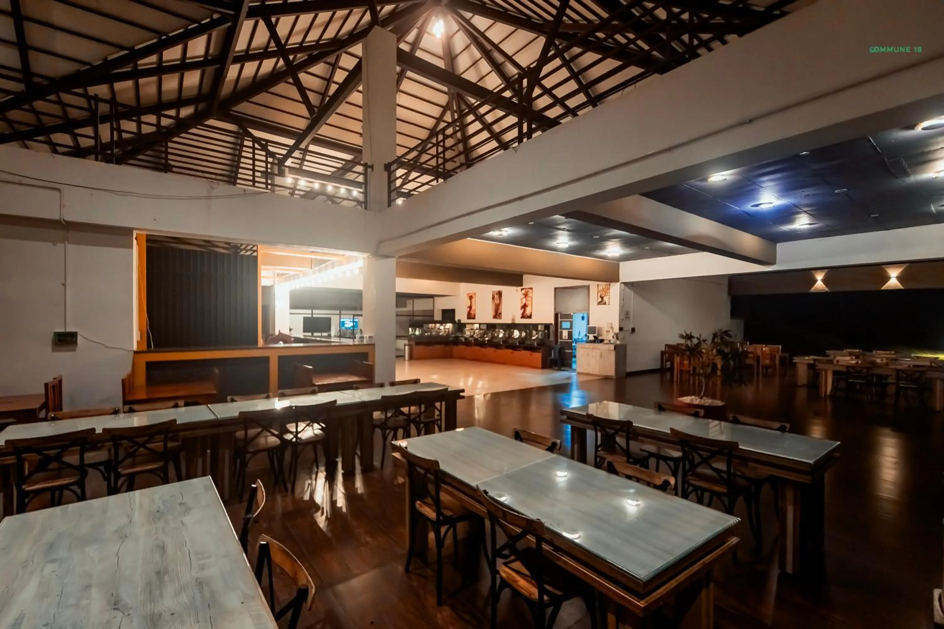 Restaurant/places to eat in Commune18 Resort Chikmagalur