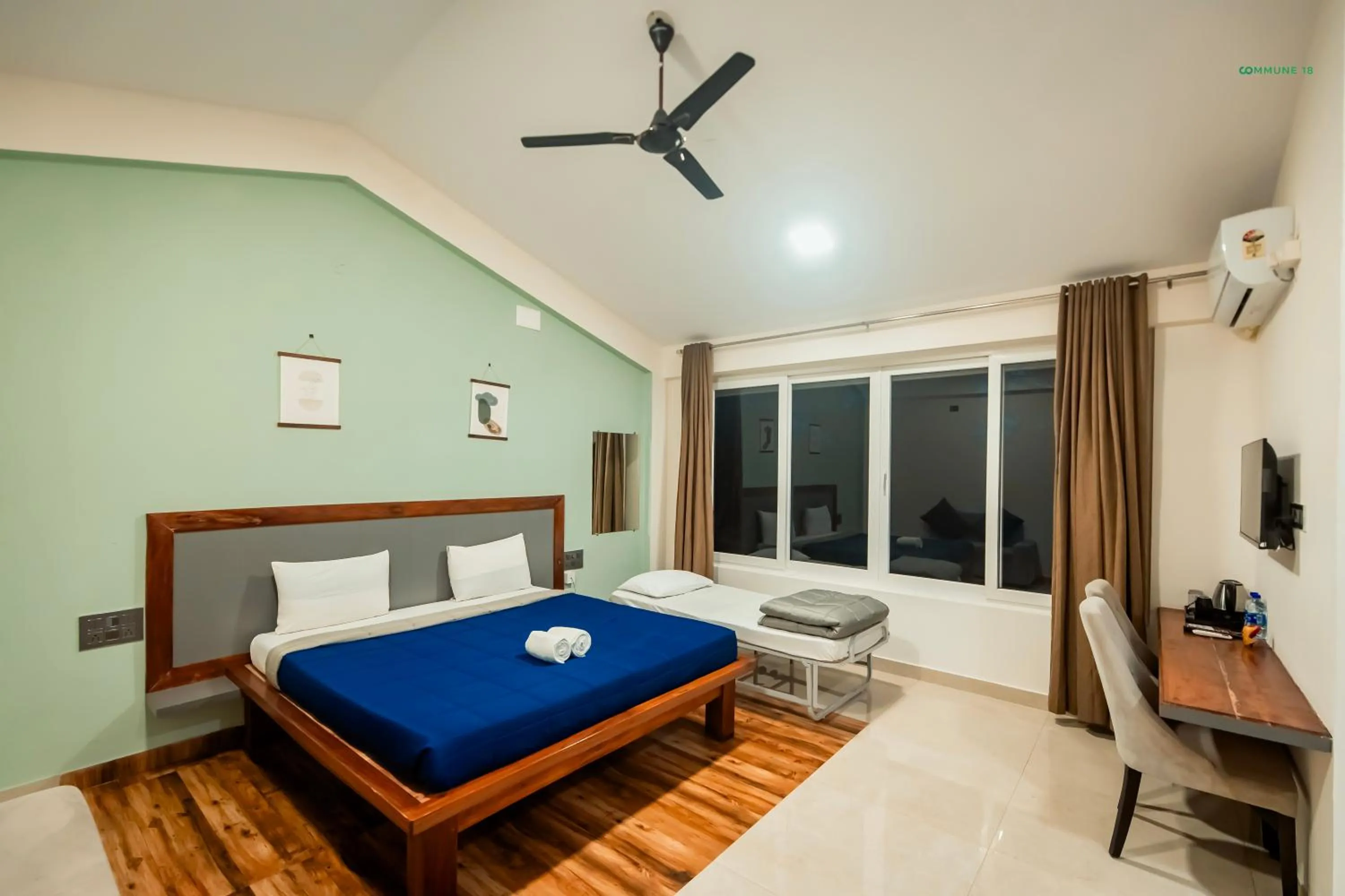 Photo of the whole room, Bed in Commune18 Resort Chikmagalur