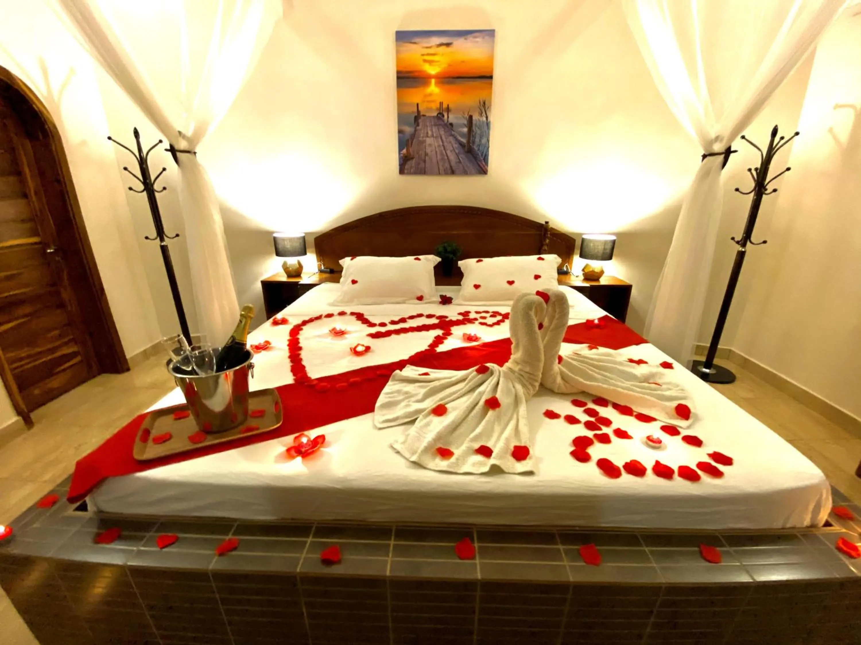 Bed in Hôtel La Belle Etoile & SPA