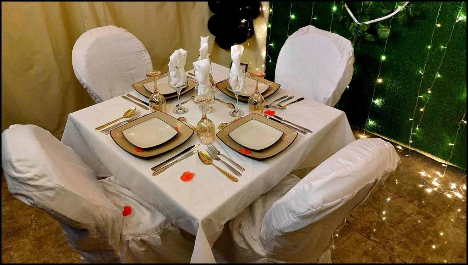 Restaurant/places to eat in Hôtel La Belle Etoile & SPA