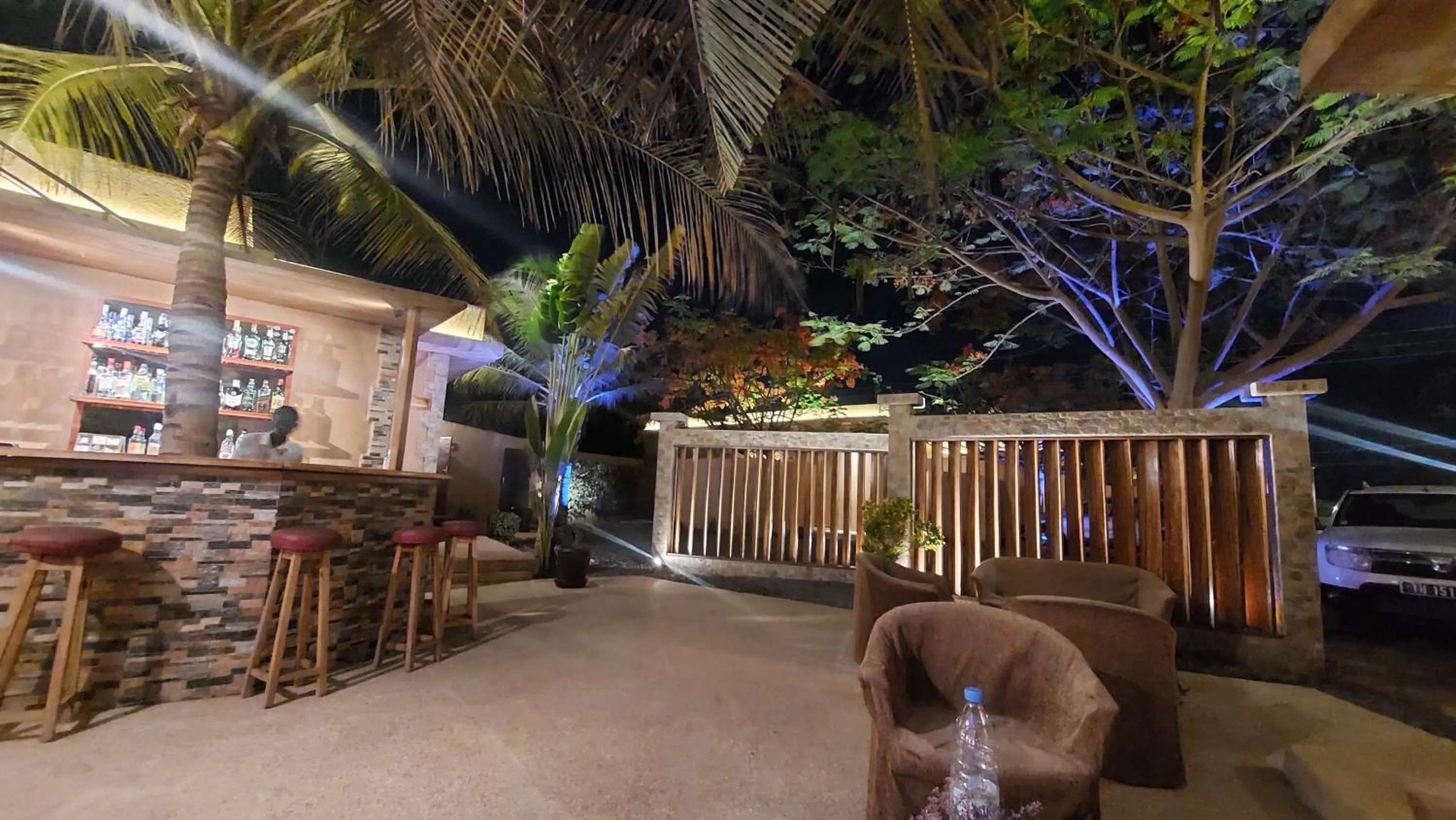 Patio in Hôtel La Belle Etoile & SPA