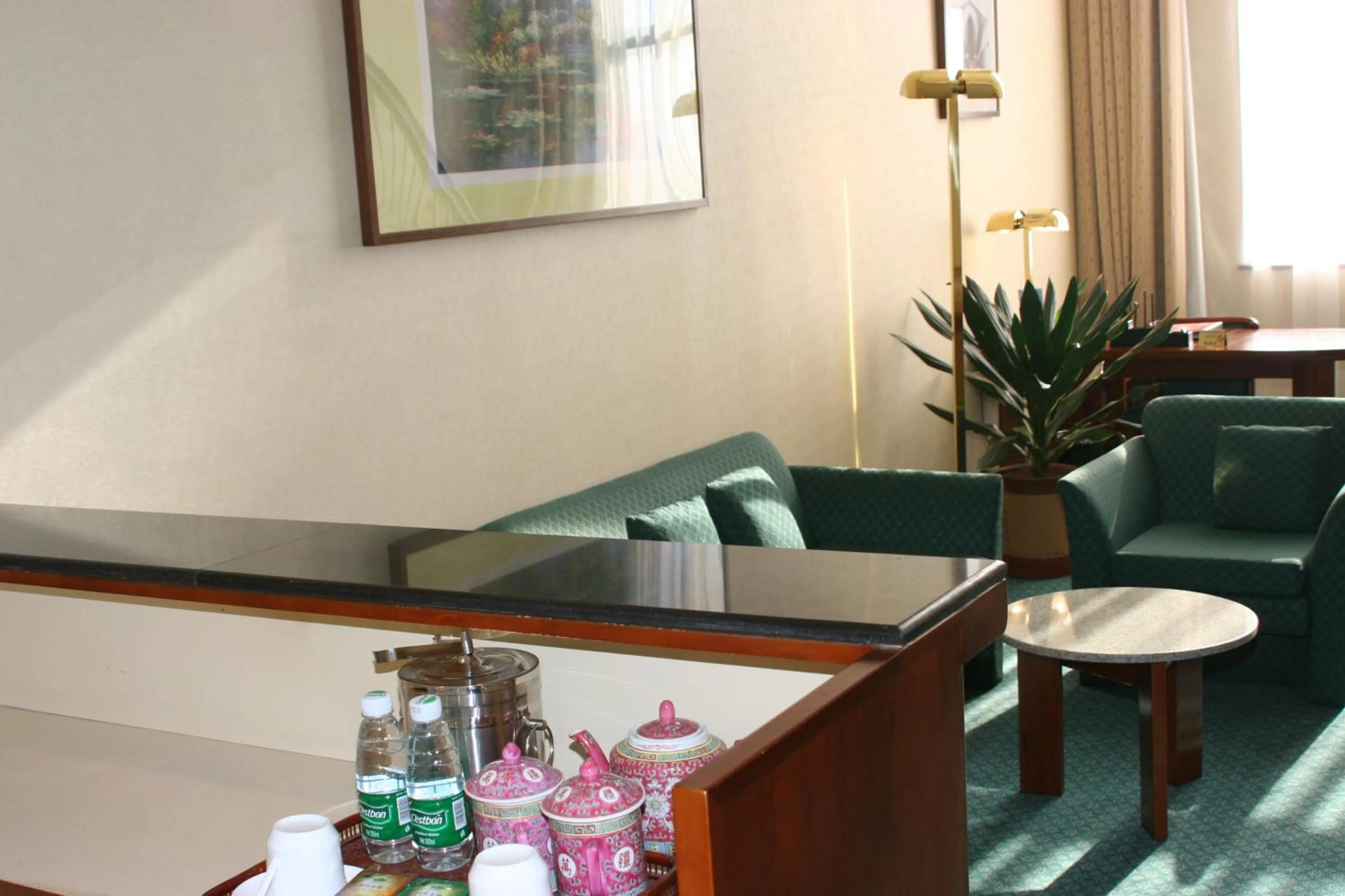 Seating area in CITIC Hotel Beijing Airport