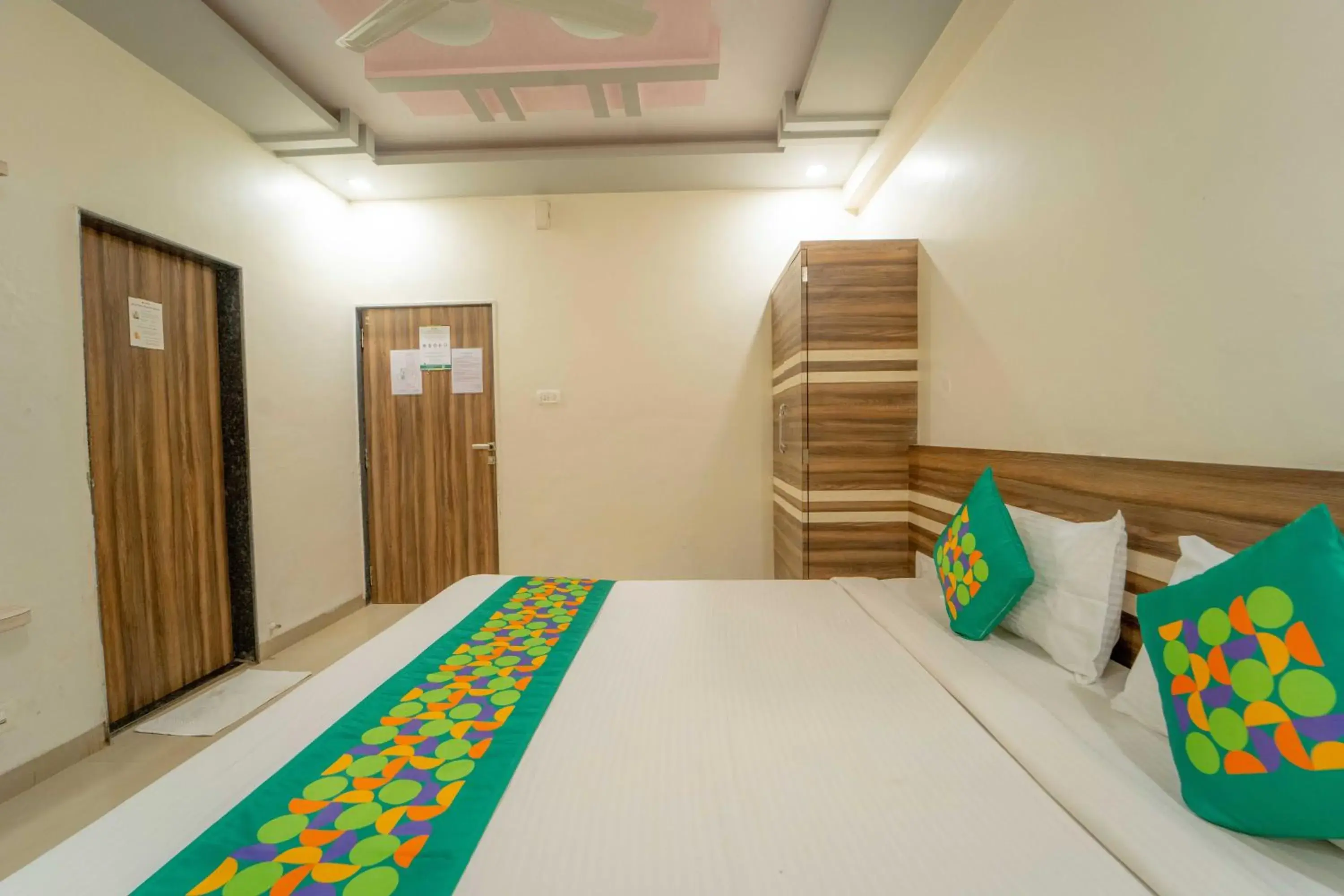 Standard Double Room in Treebo The Venna Hill Standard Double Room in Treebo The Venna Hill