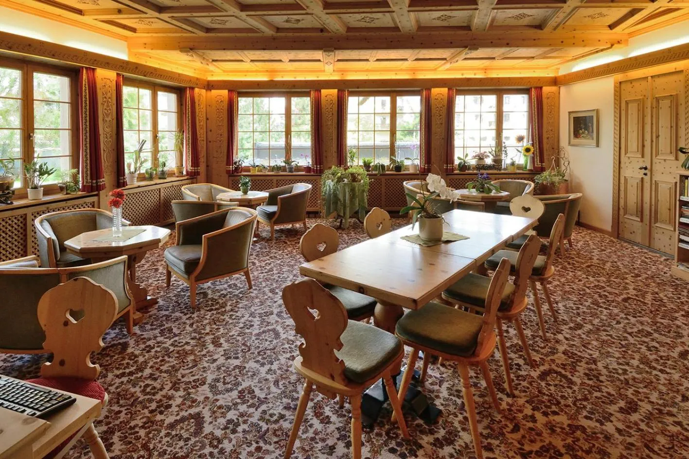 Restaurant/places to eat in Hotel Corvatsch - Web Check-in