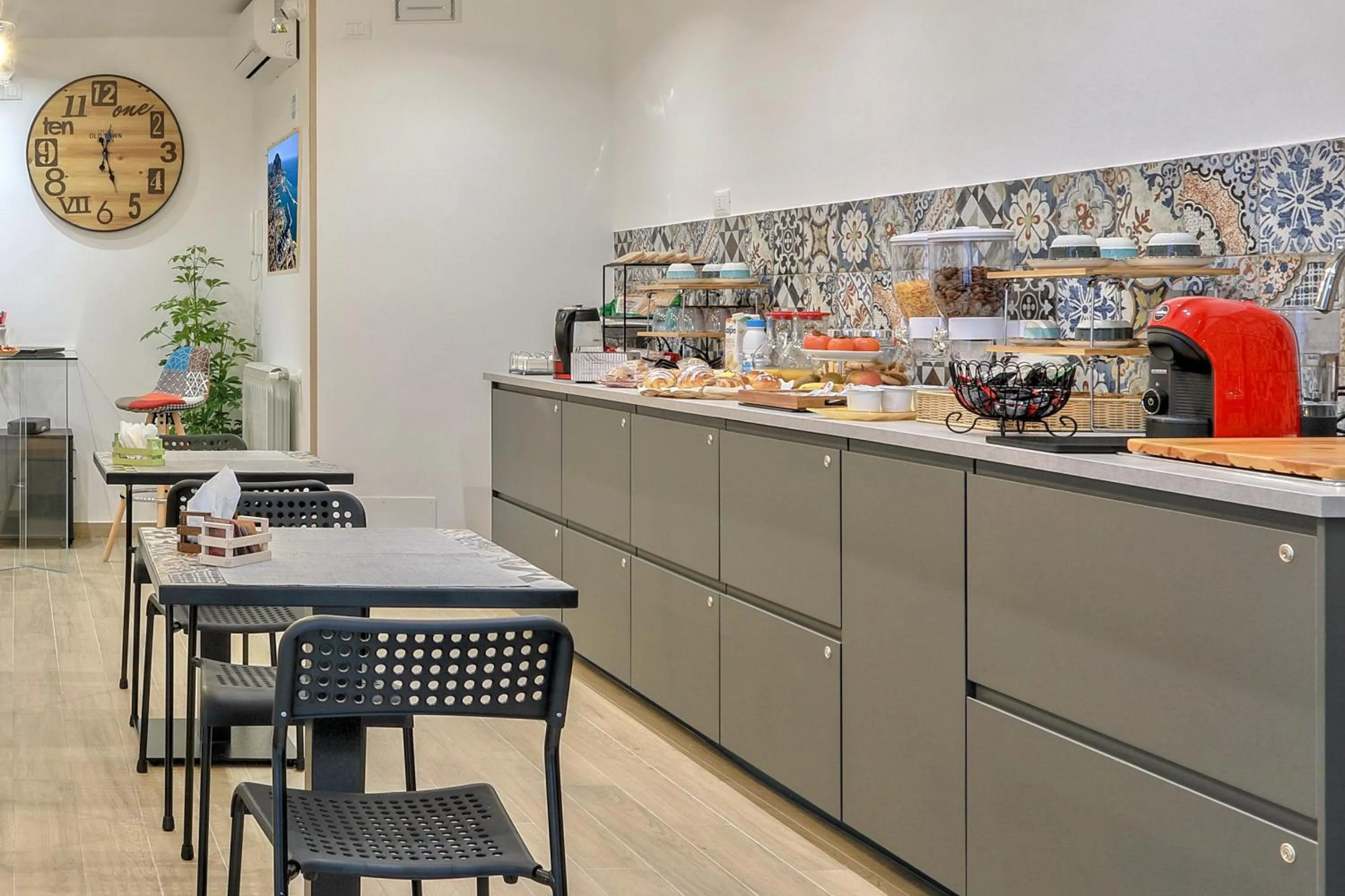 Breakfast in Meridiana B&B