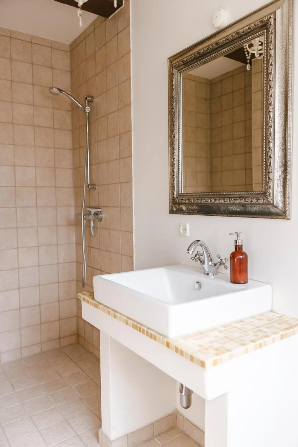 Shower in Lindegaarden Kollund