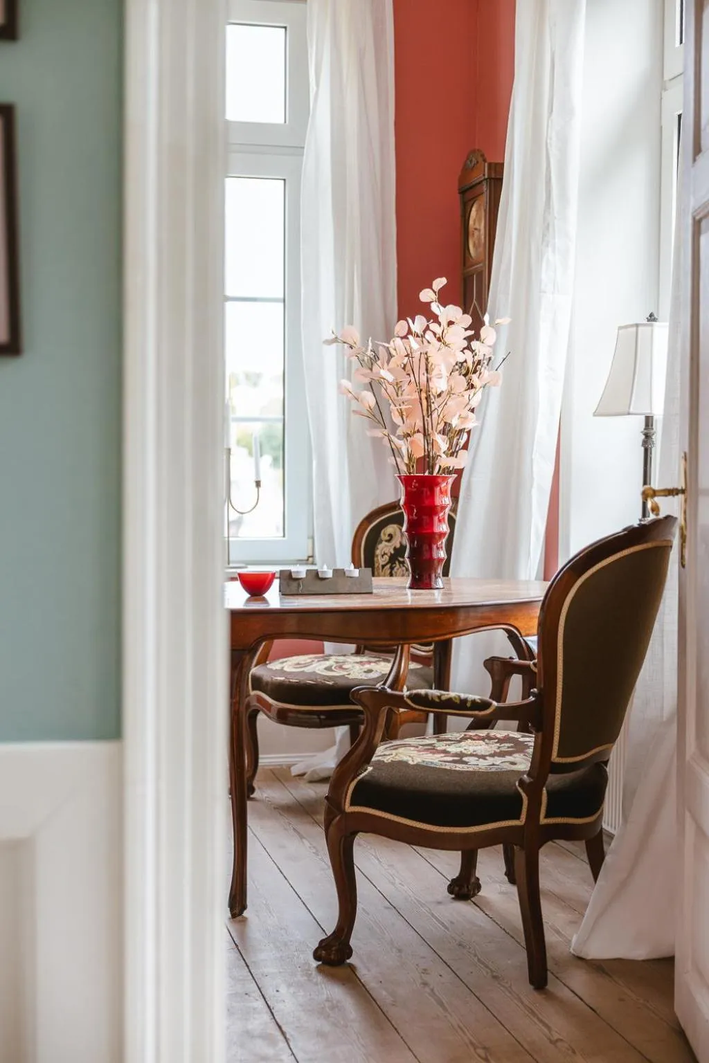 Dining area in Lindegaarden Kollund