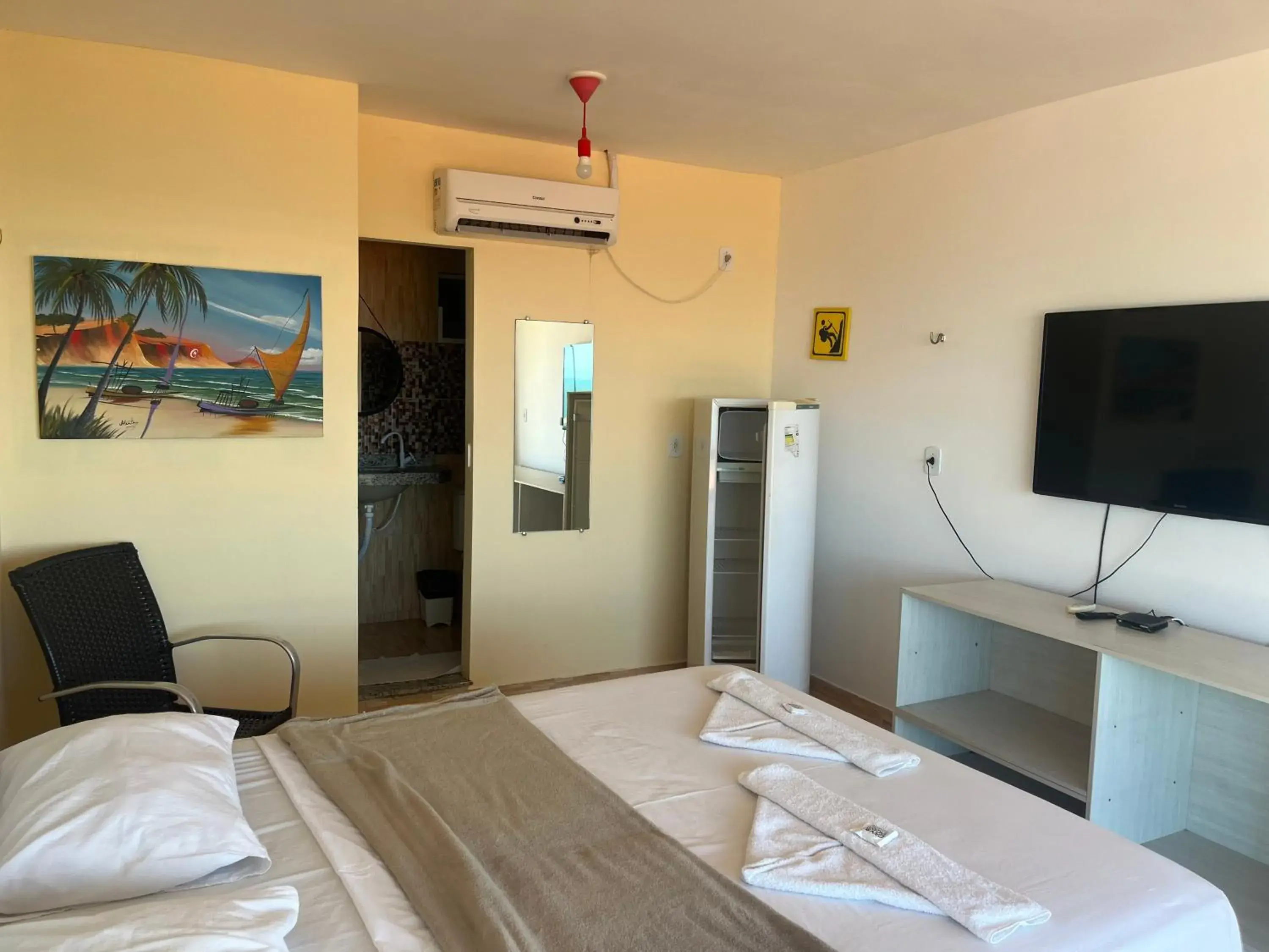 Deluxe Double Room with Sea View in Pousada Brisa da Canoa Deluxe Double Room with Sea View in Pousada Brisa da Canoa