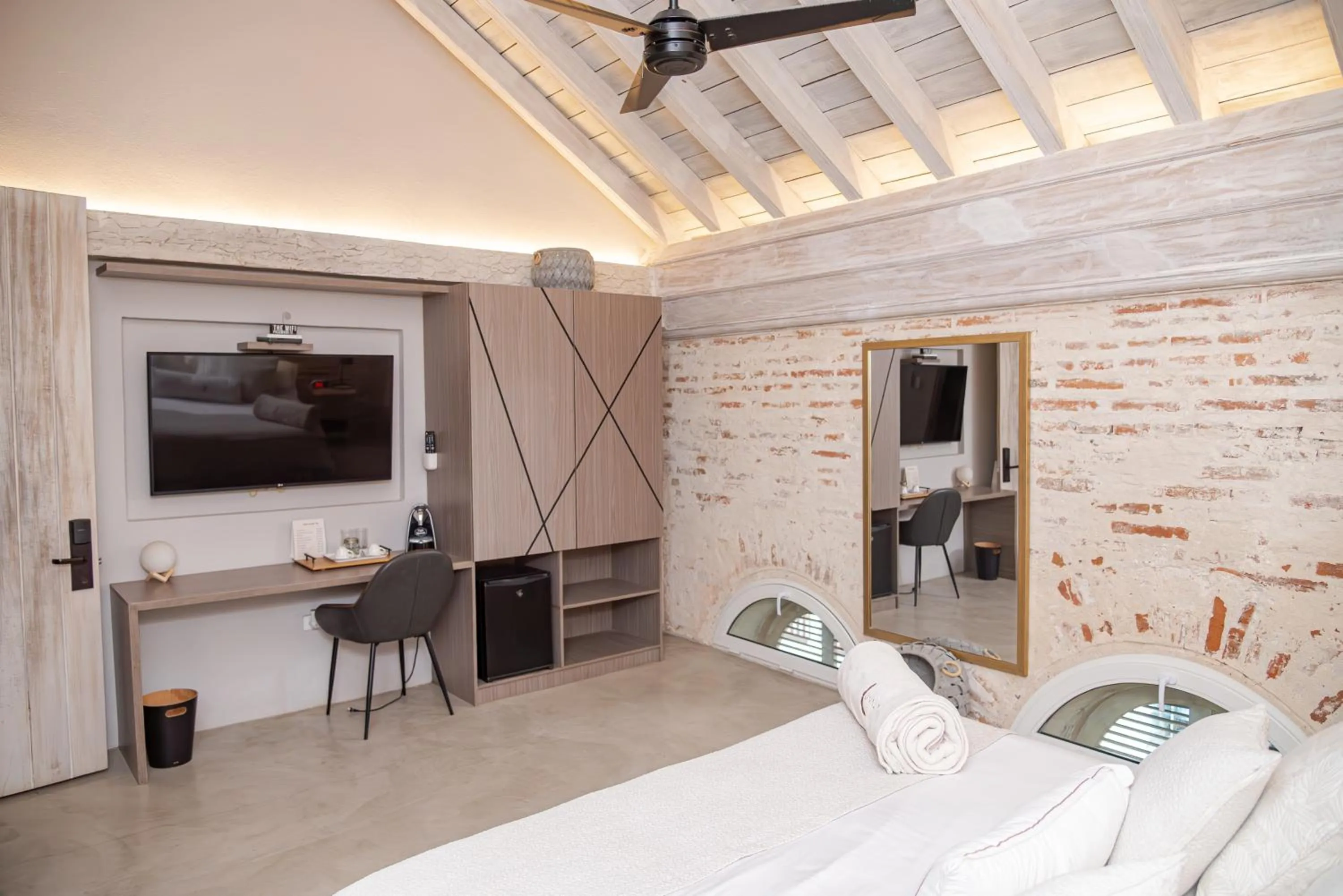 Photo of the whole room, Bed in Lunalá Hotel Boutique