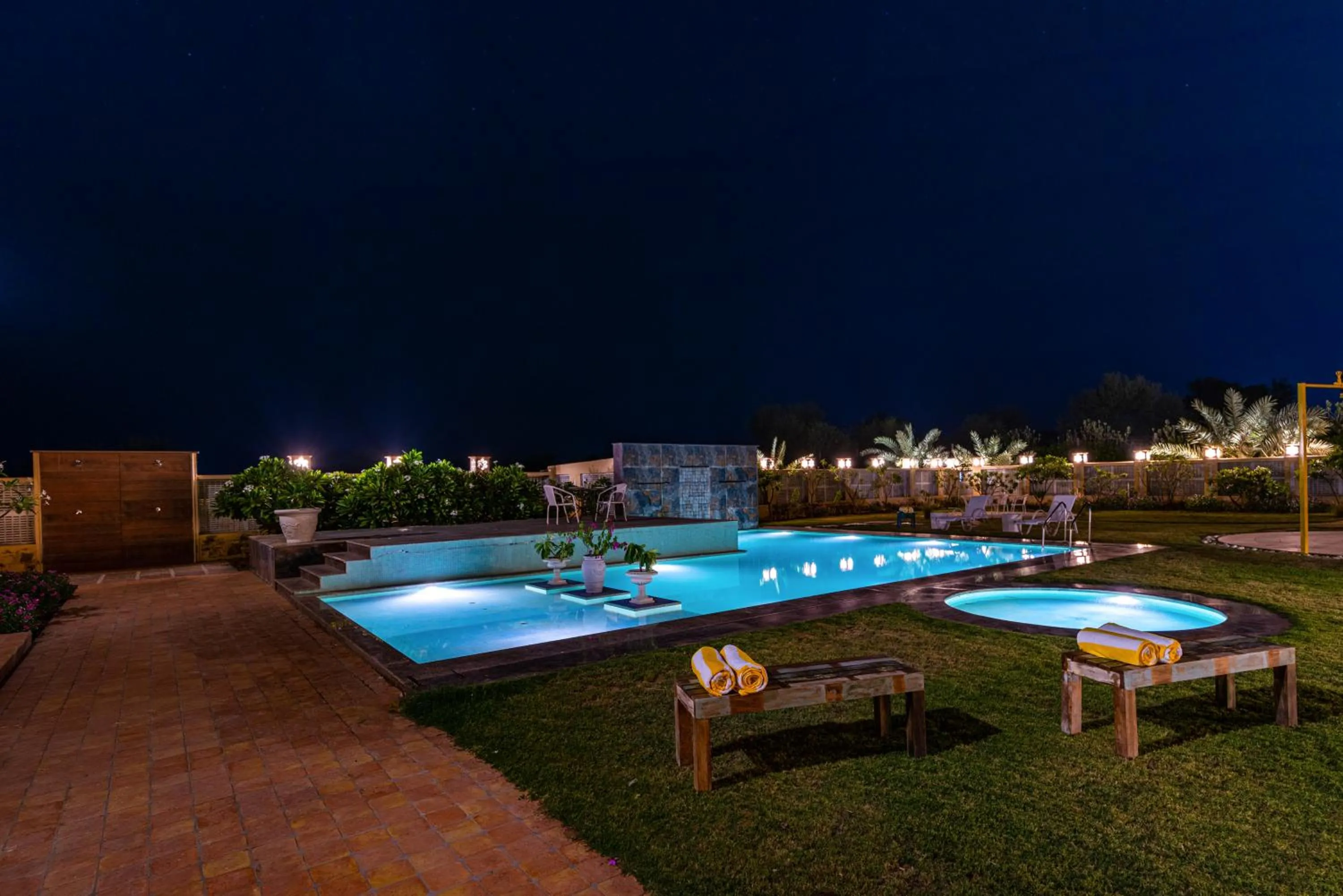 Swimming pool in Anand Bagh Resort & Spa by Ananta