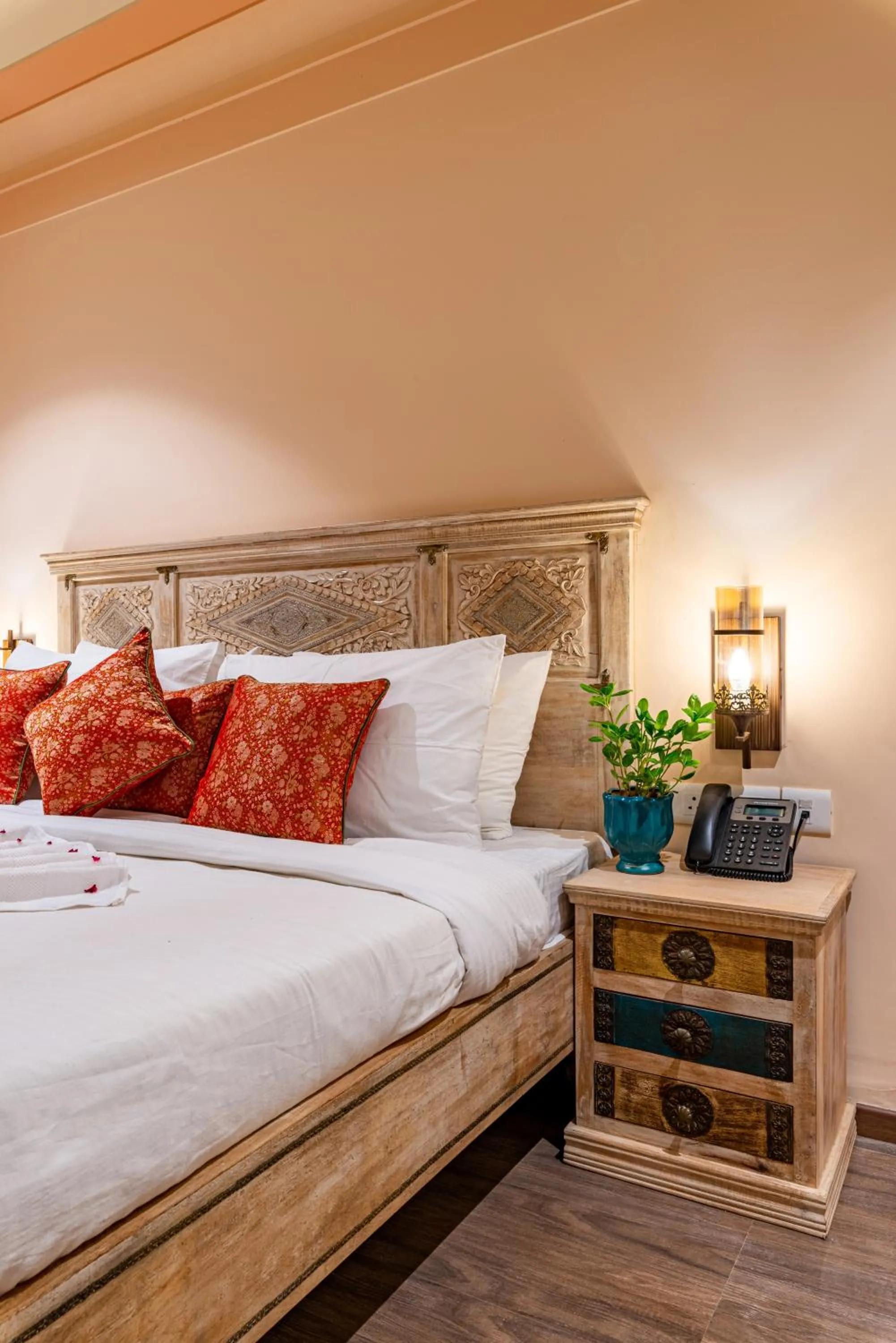 Bedroom, Bed in Anand Bagh Resort & Spa by Ananta