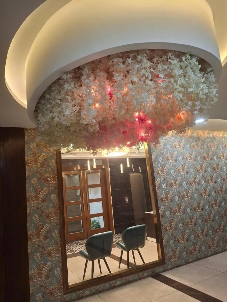 Seating area in Hotel Luxuria