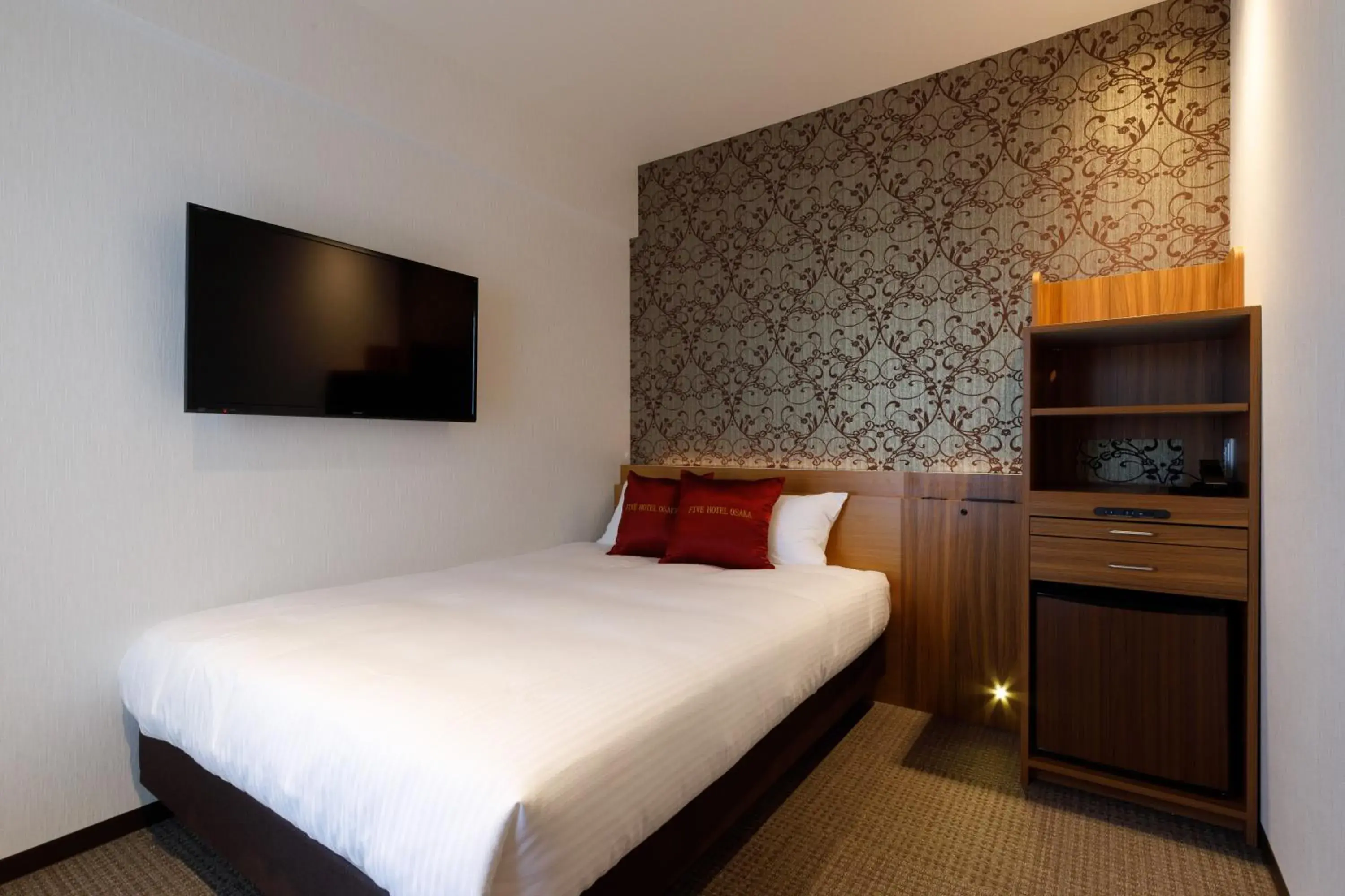 Deluxe Double Room in Five Hotel Osaka Deluxe Double Room in Five Hotel Osaka