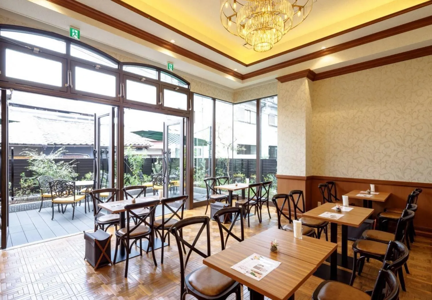 Restaurant/places to eat in Five Hotel Osaka