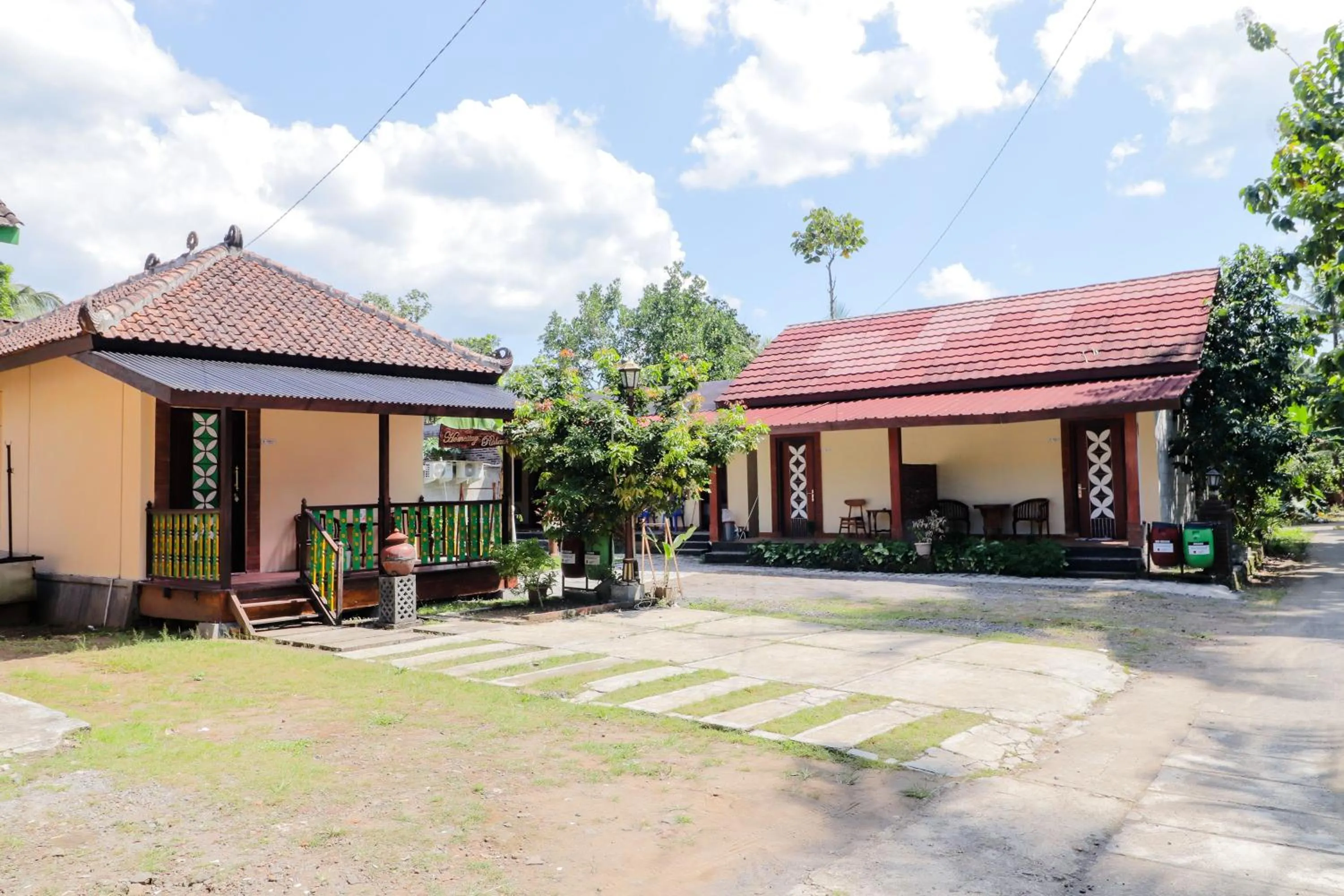 Property building in Omah Rohadi Syariah by Ndalem Beong