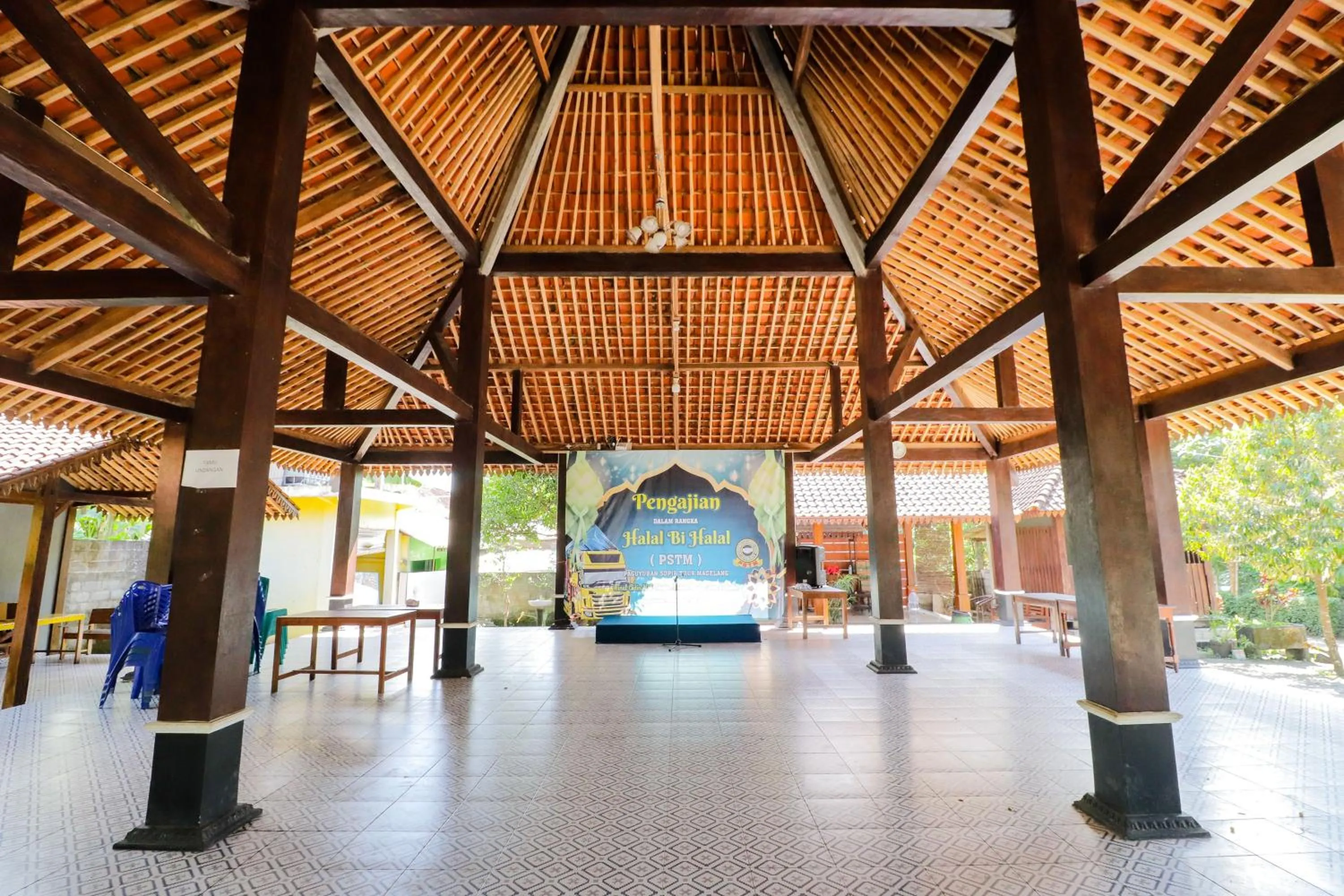 Property building in Omah Rohadi Syariah by Ndalem Beong