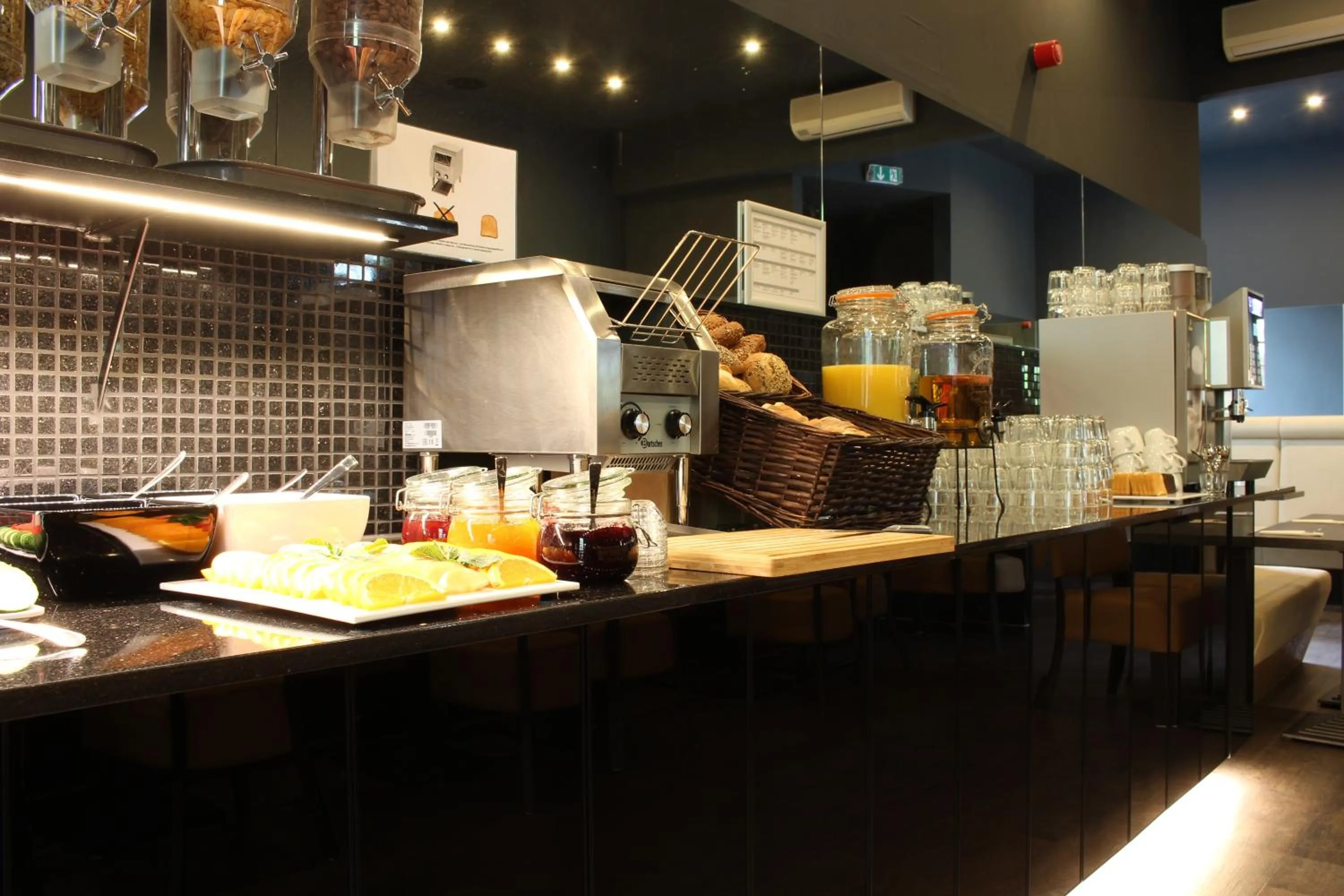 Buffet breakfast in Hotel Delta am Potsdamer Platz