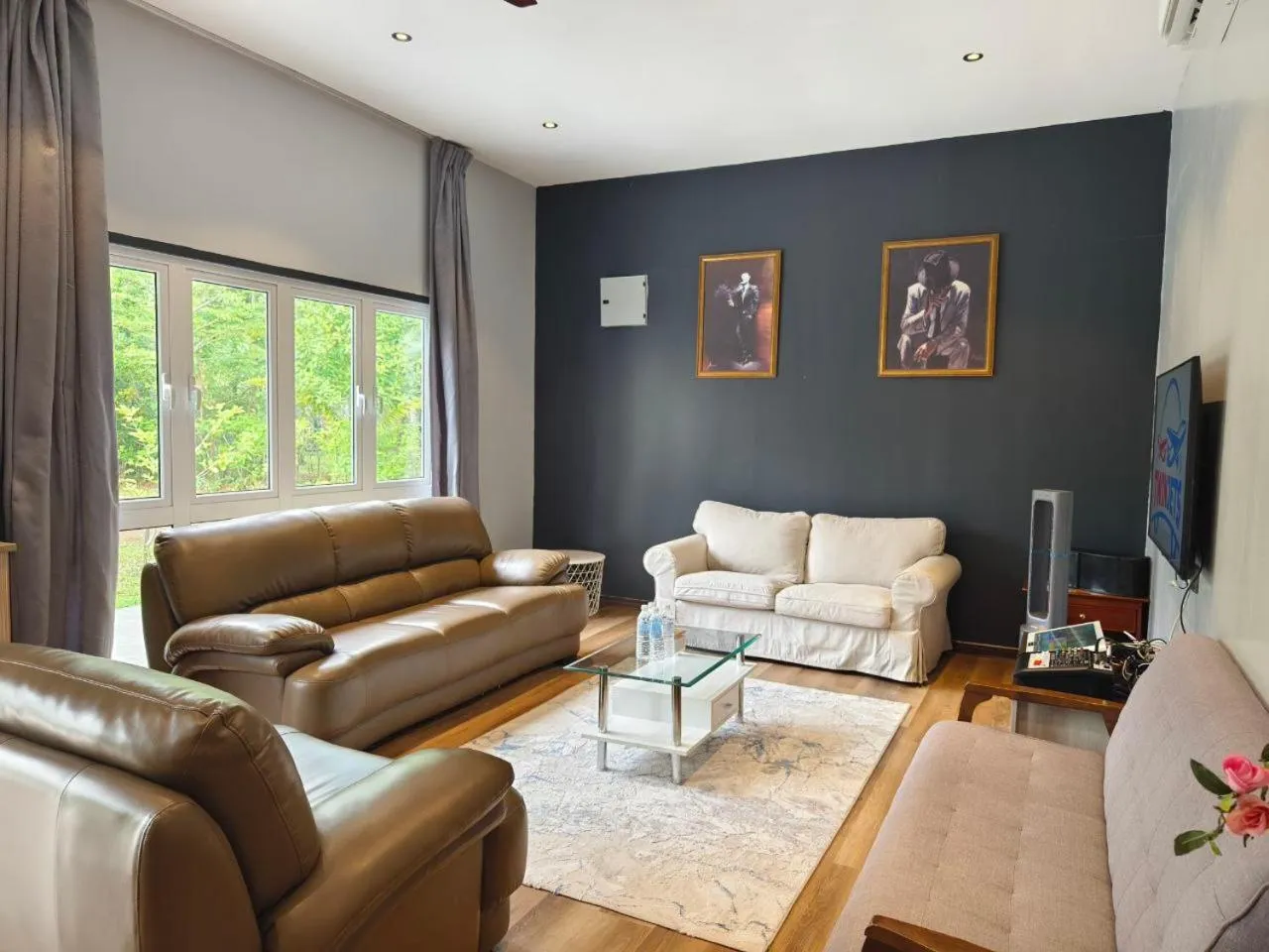 Living room in Twin Jets Resort