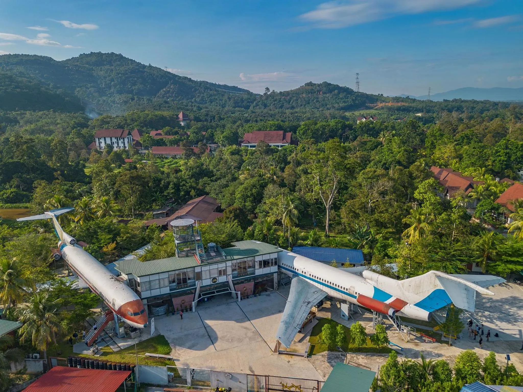 Property building in Twin Jets Resort