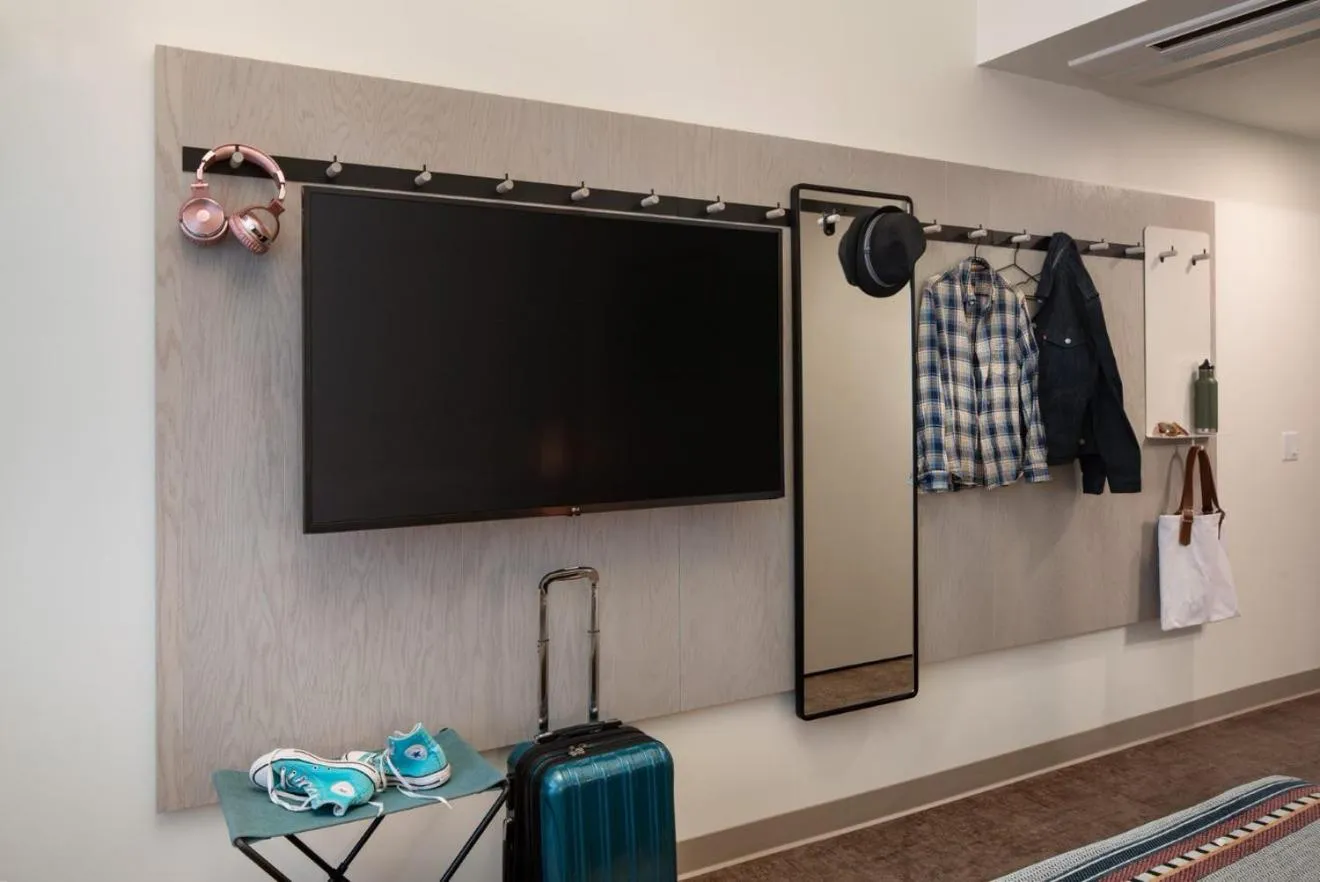 Moxy Portland Downtown