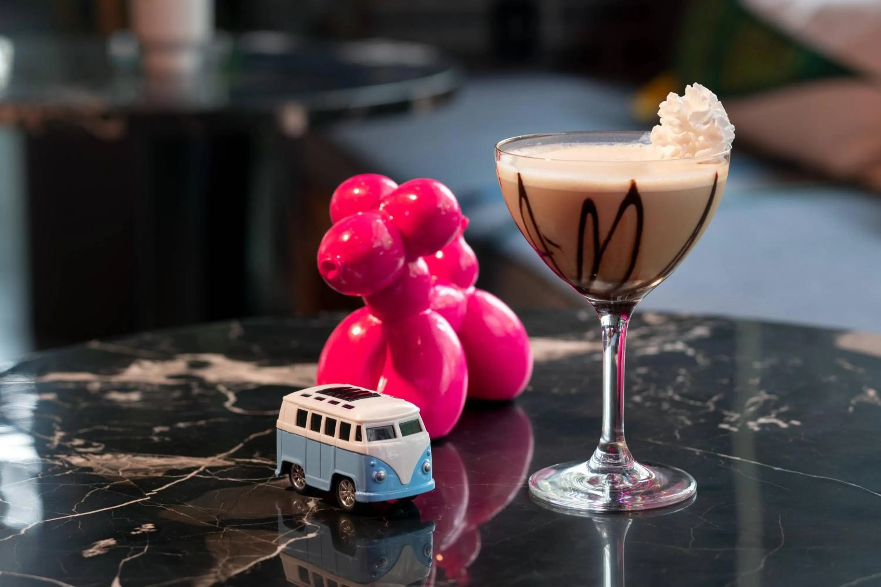 Lounge or bar in Moxy Portland Downtown