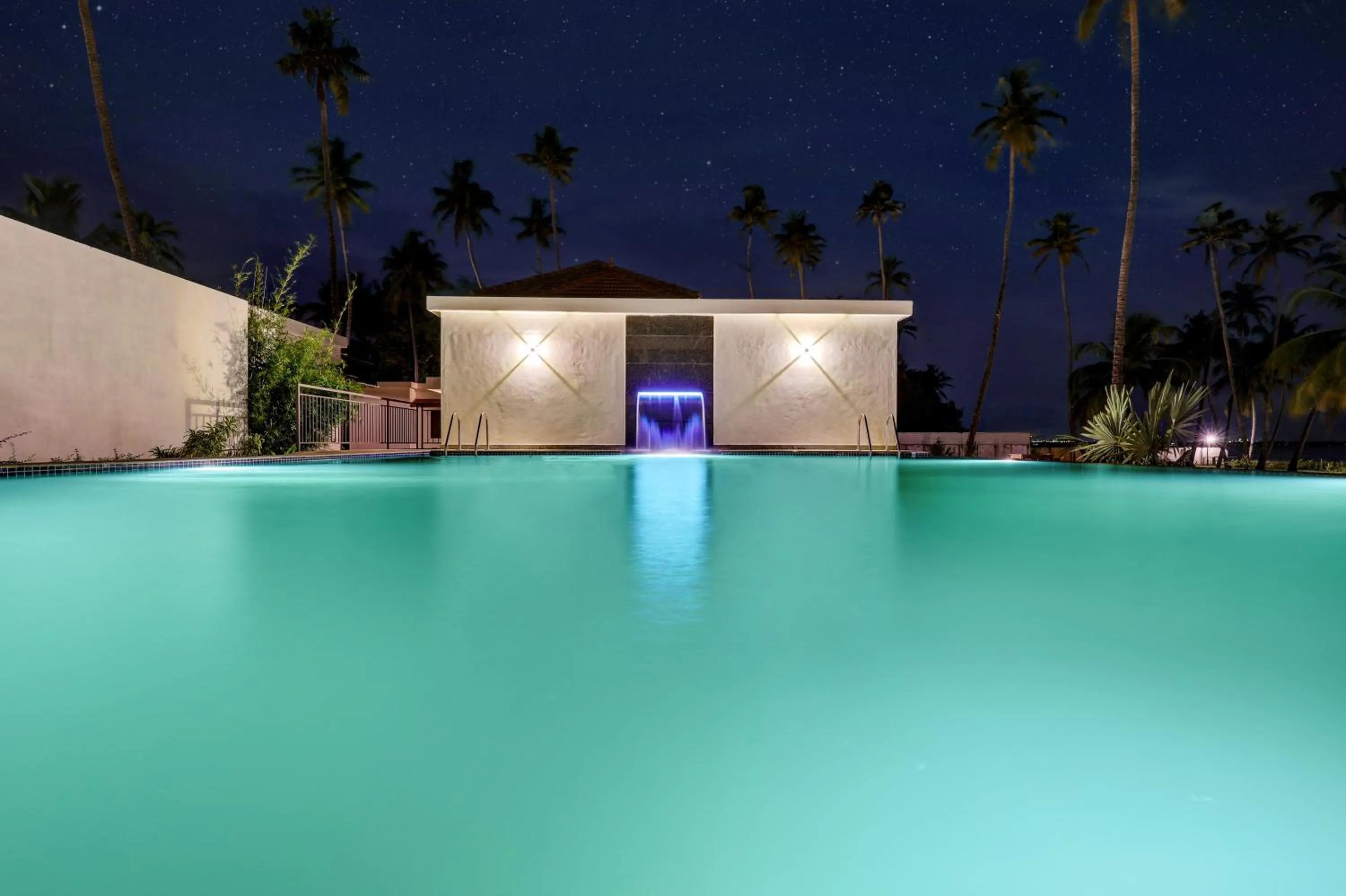 Swimming pool in Club Mahindra Arookutty, Alleppey