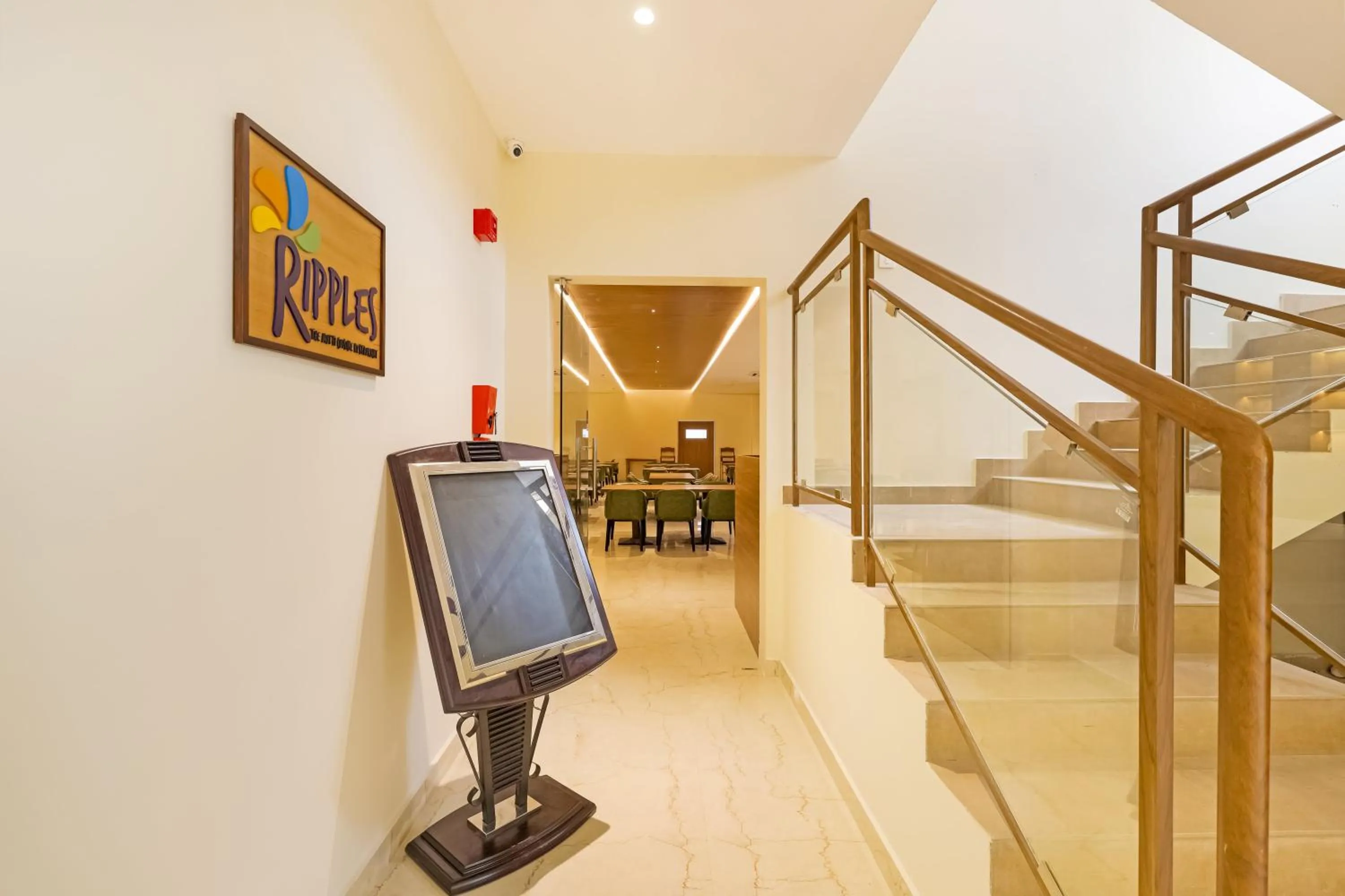 Restaurant/places to eat in Club Mahindra Arookutty, Alleppey