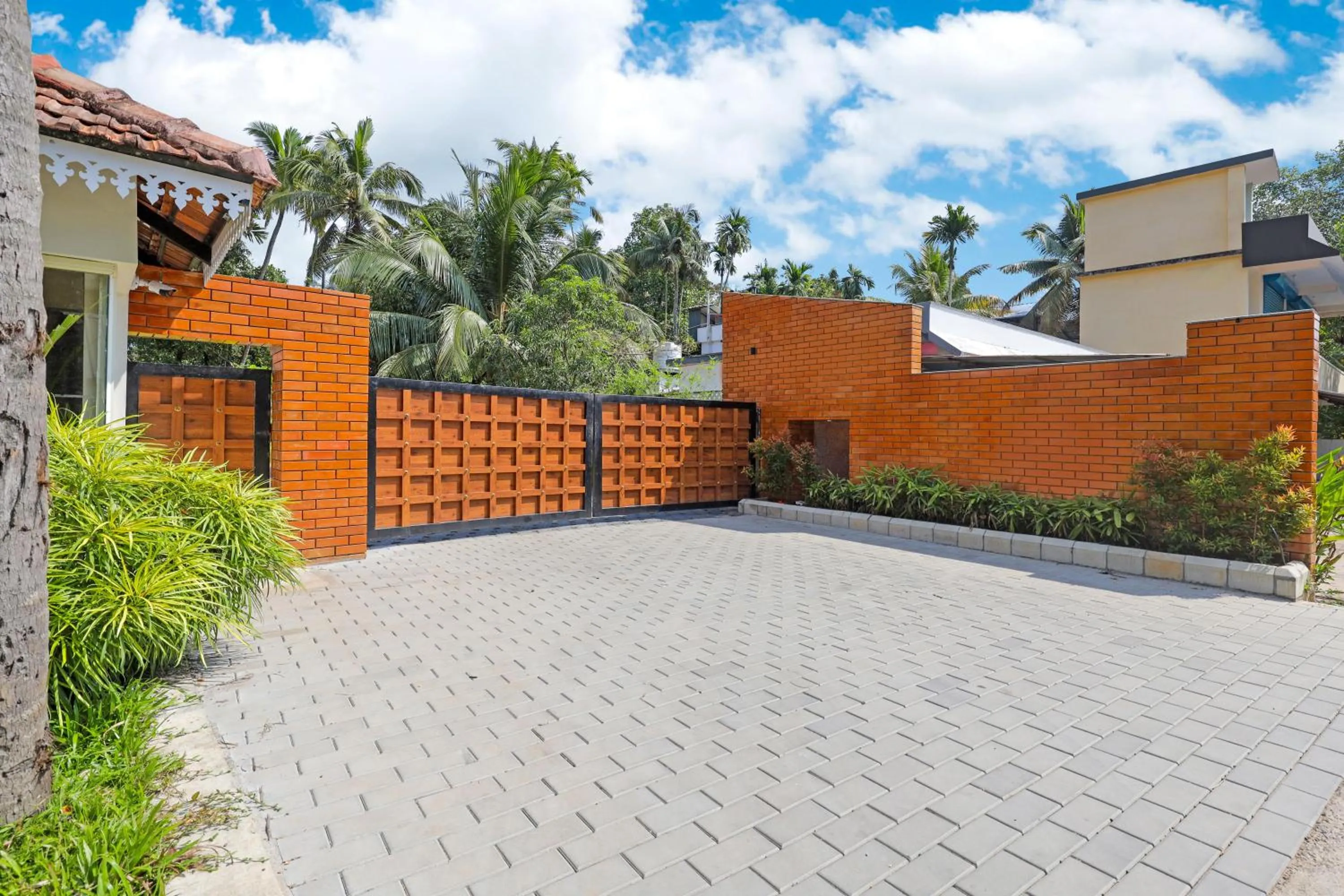 Facade/entrance in Club Mahindra Arookutty, Alleppey