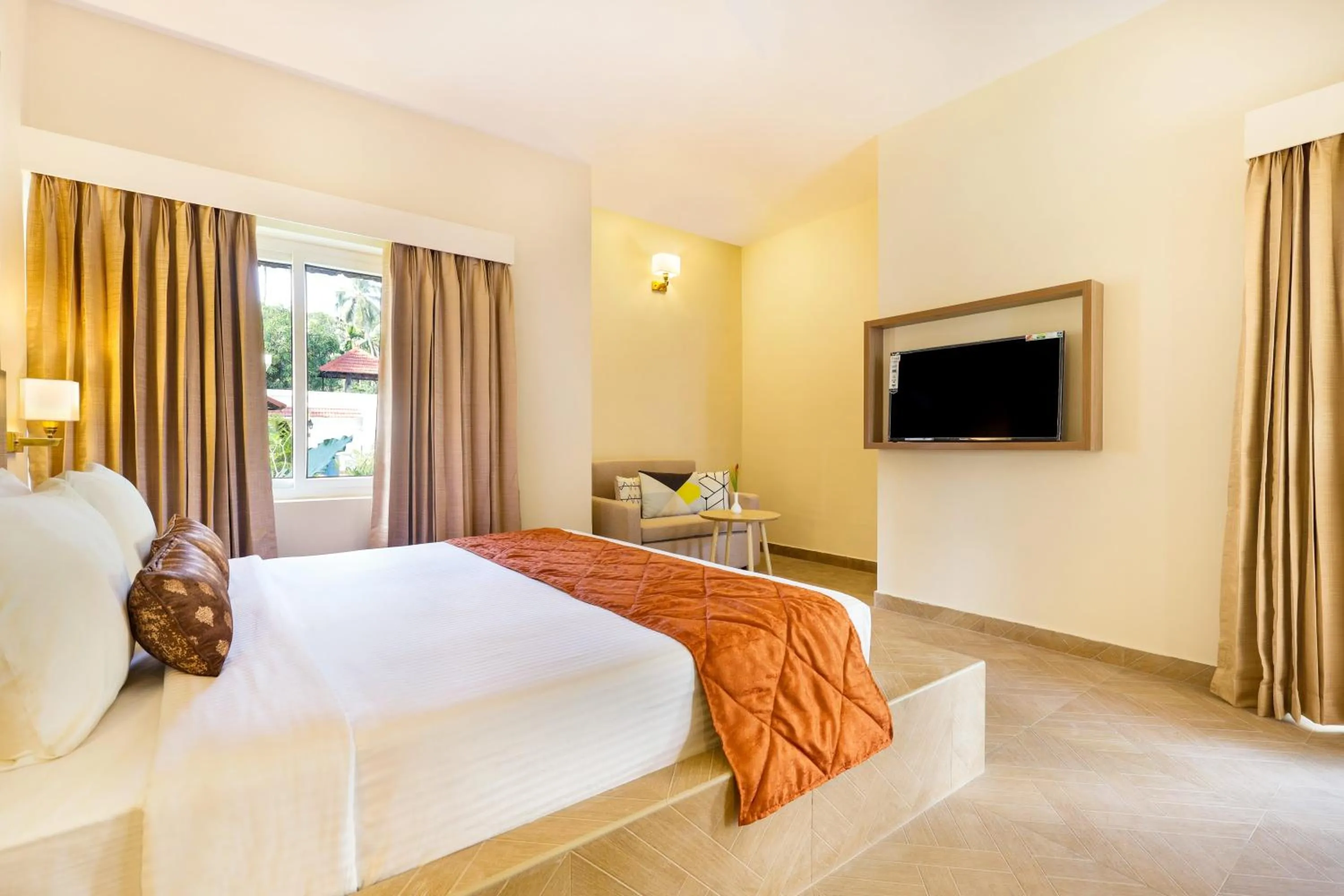 Bed in Club Mahindra Arookutty, Alleppey