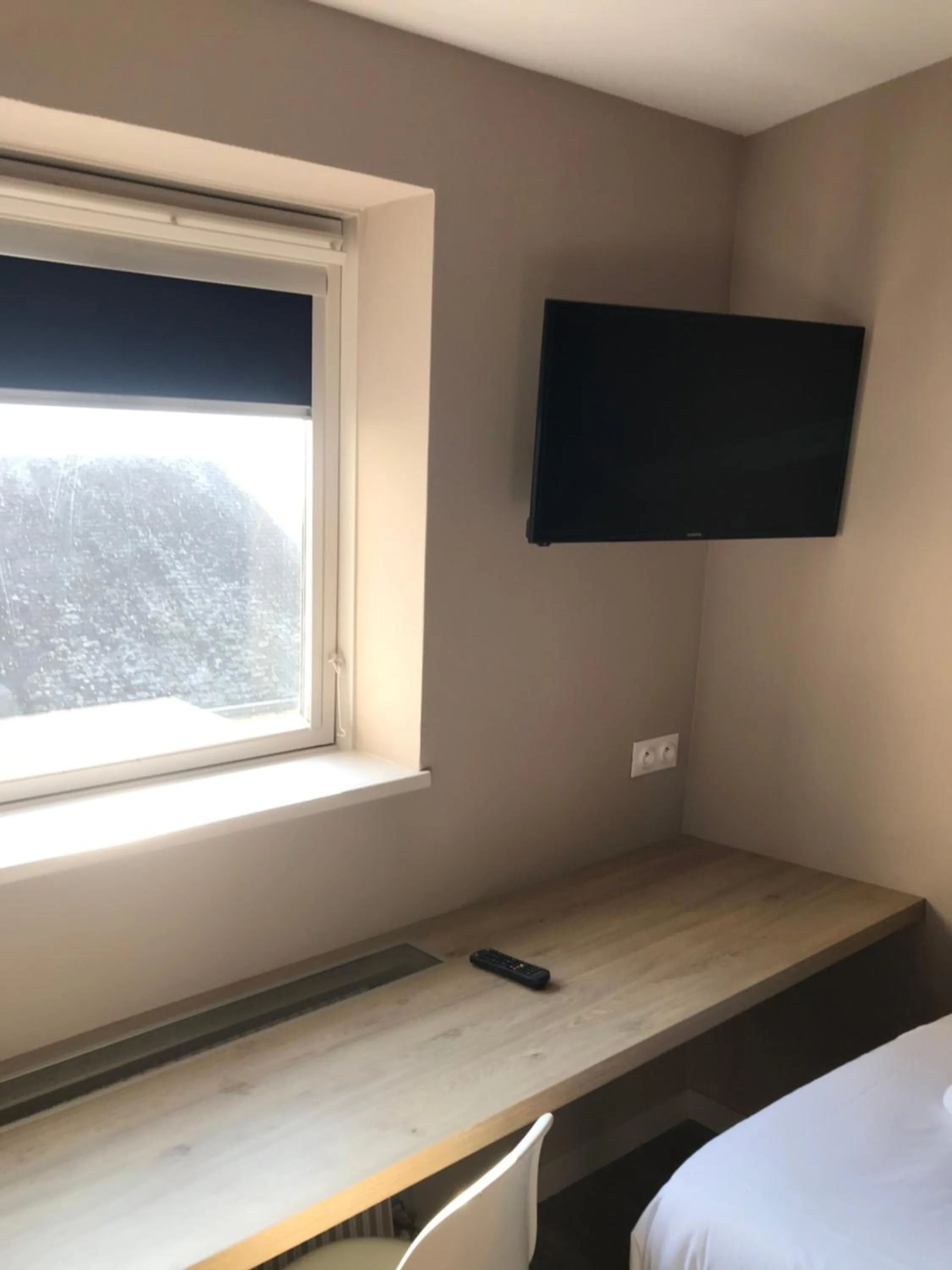 TV and multimedia, Bed in Appart'hôtel Voltaire