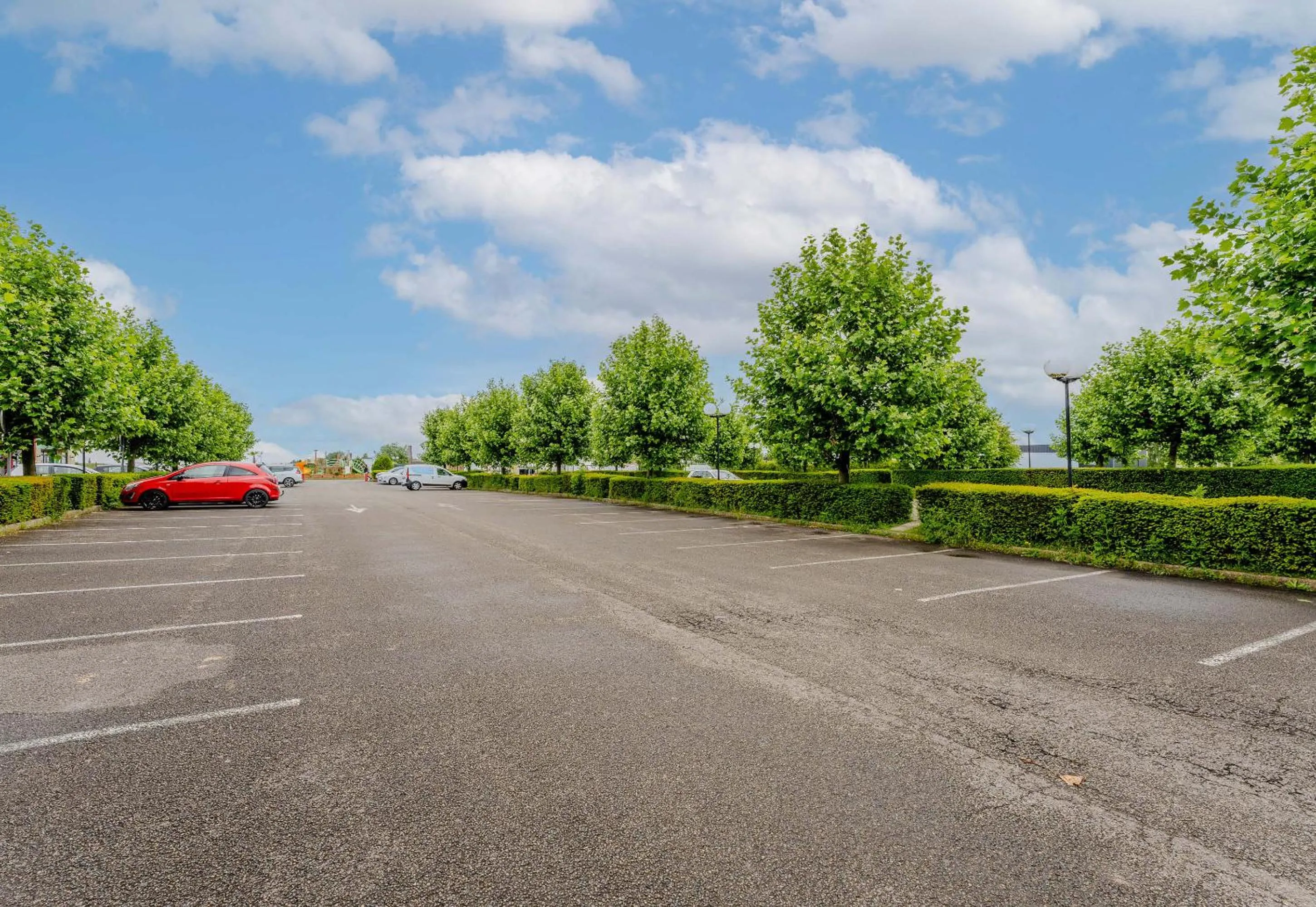 Parking in B&B HOTEL Cambrai
