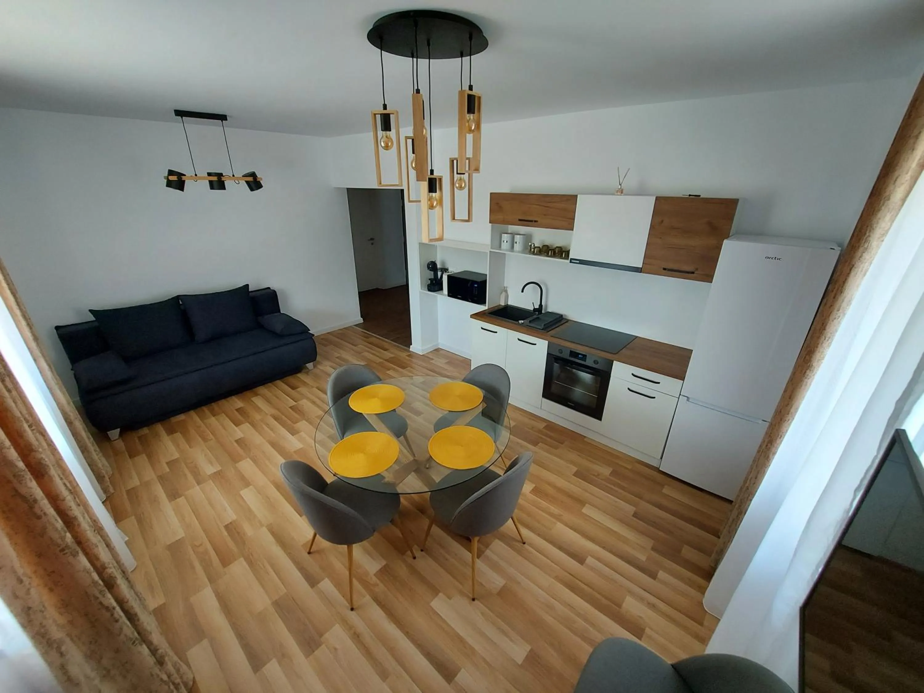 Kitchen or kitchenette in Panoramic Apartments Oradea