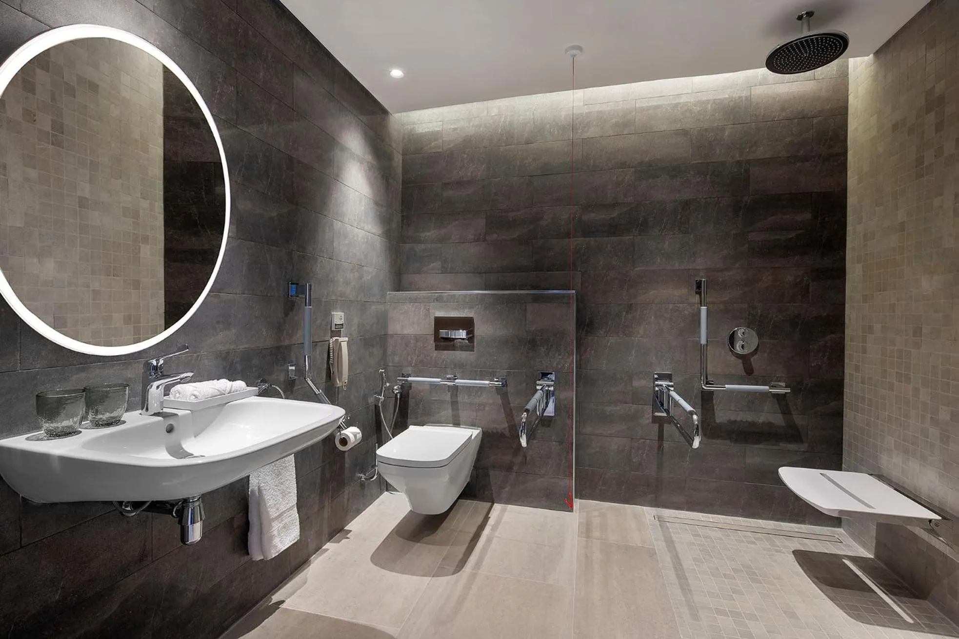 Bathroom in Hilton Abu Dhabi Yas Island