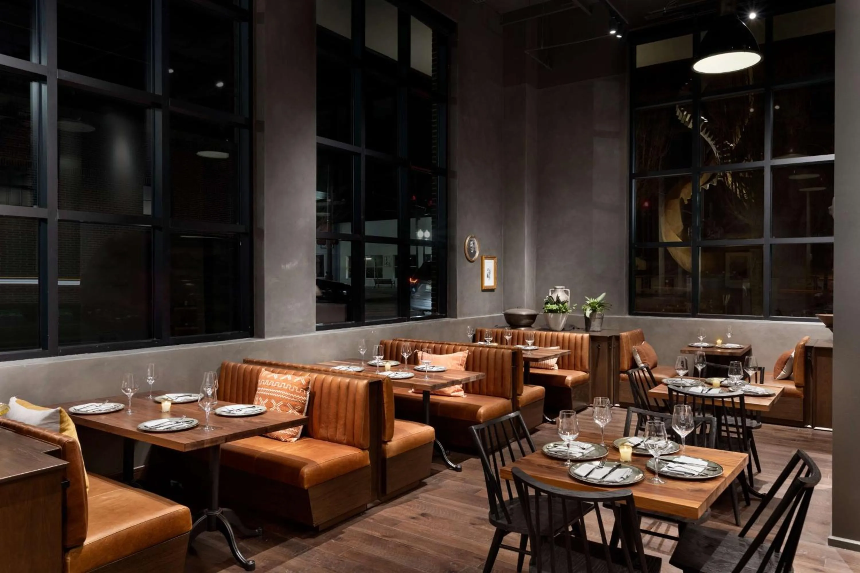 Restaurant/places to eat in Valley Hotel Homewood Birmingham - Curio Collection By Hilton