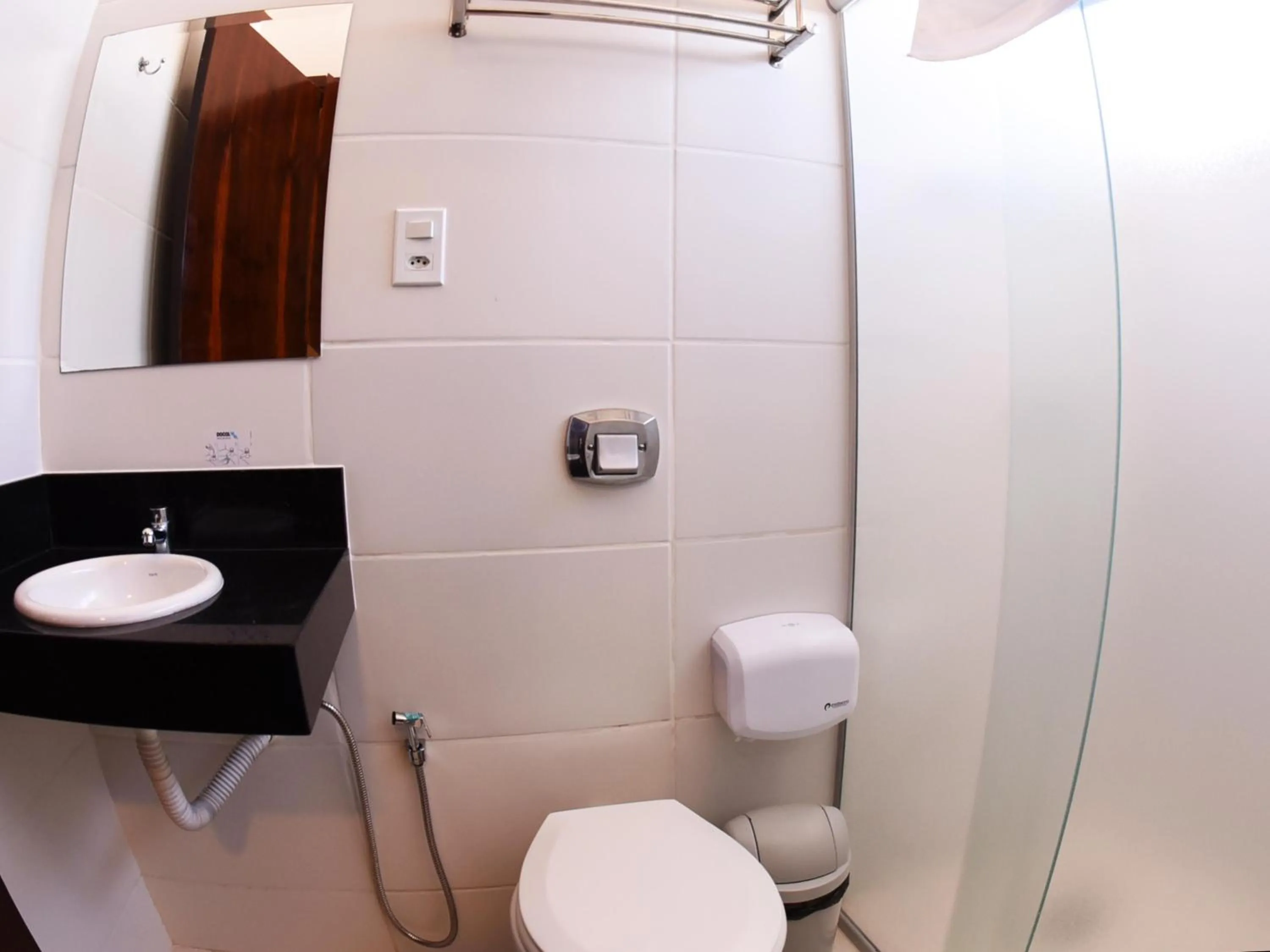 Bathroom in Limeira Plaza Hotel